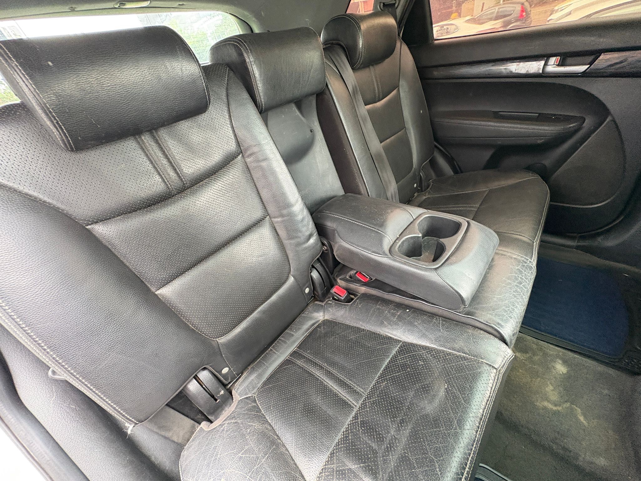 תמונות רכב קיה סורנטו