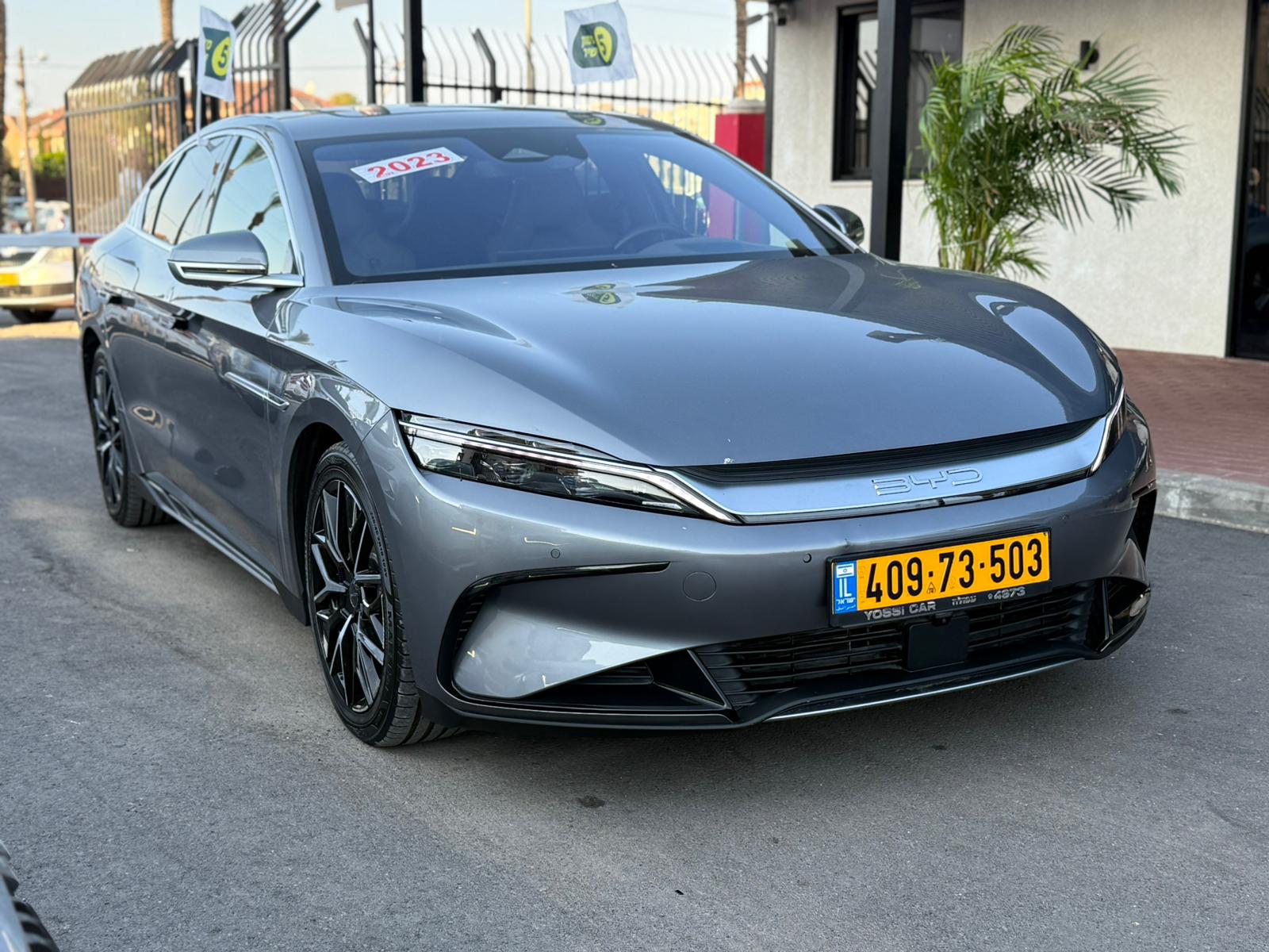 תמונות רכב בי ווי די HAN