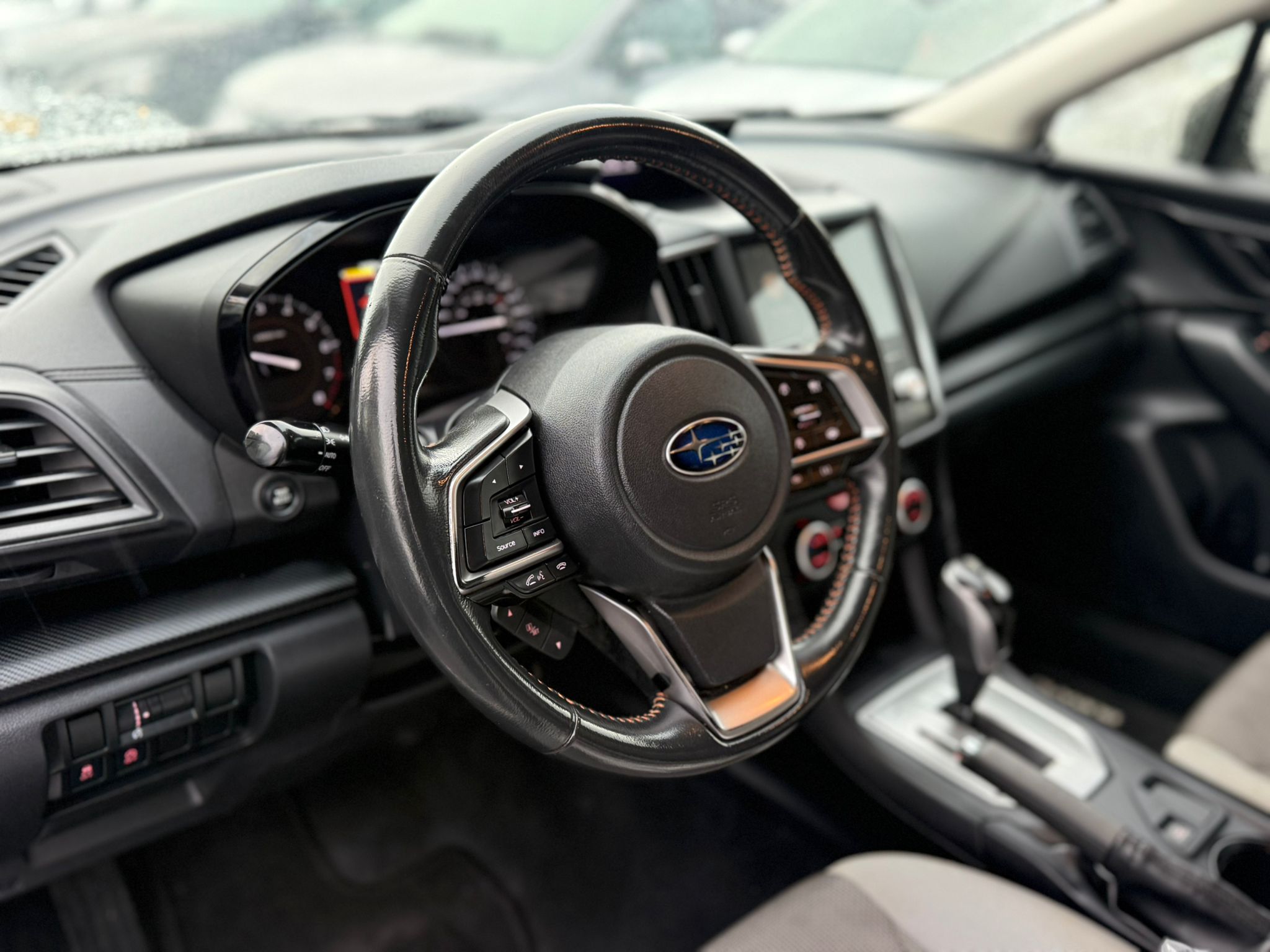 תמונות רכב סובארו XV