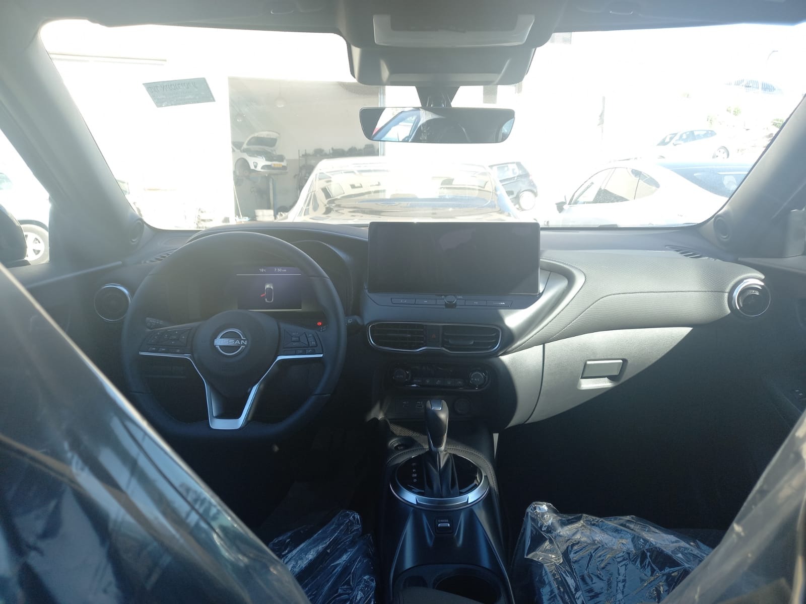 תמונות רכב ניסאן ג'וק