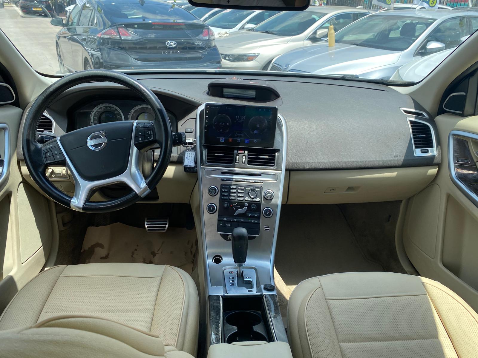 תמונות רכב וולבו XC60 T6