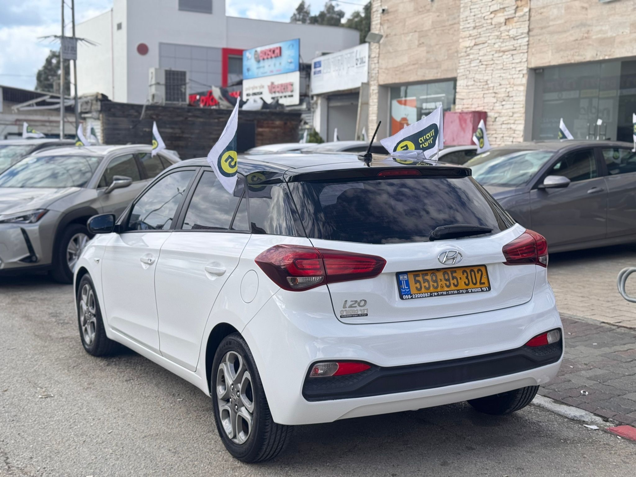 תמונות רכב יונדאי I20