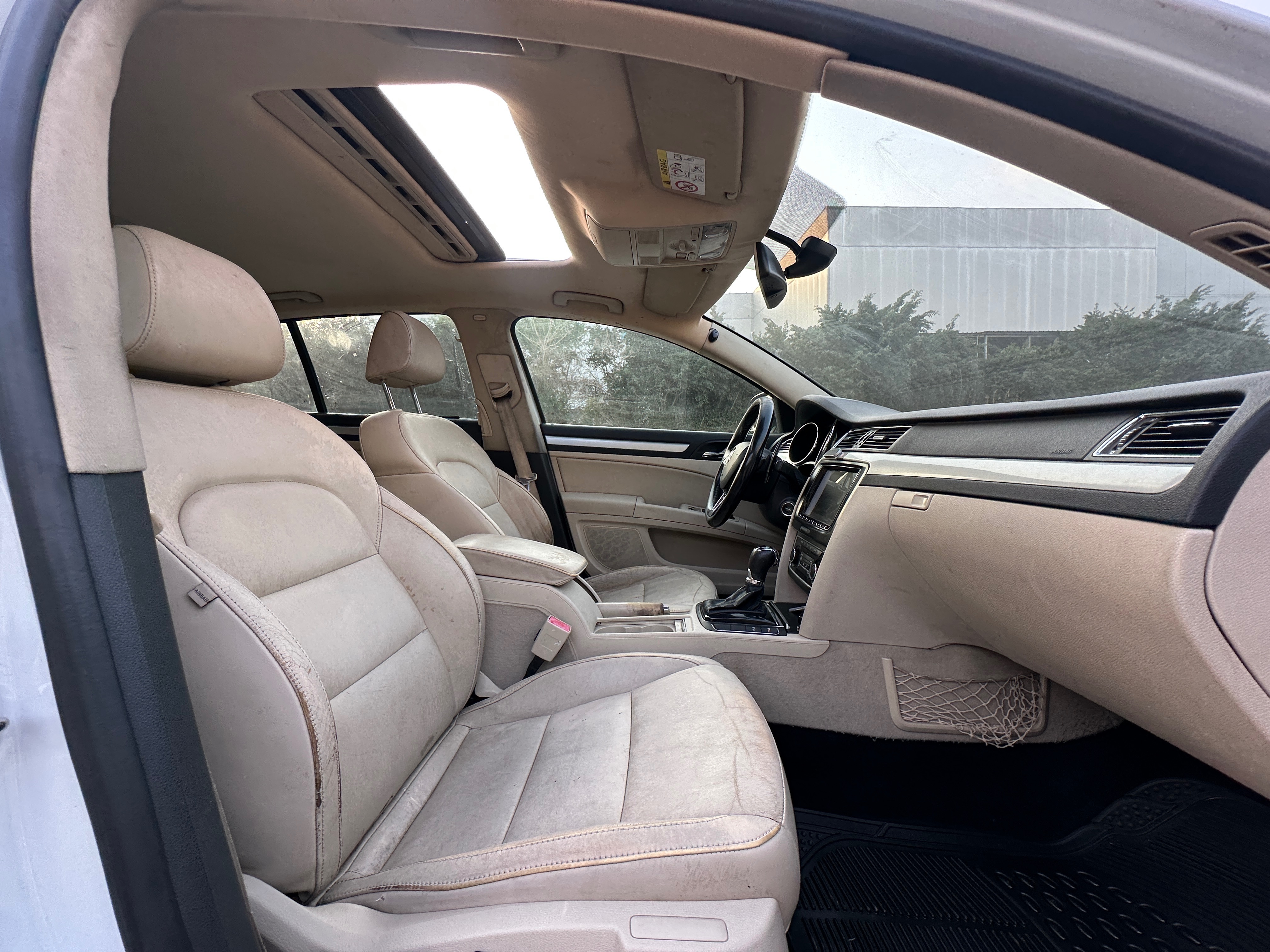 תמונות רכב סקודה סופרב