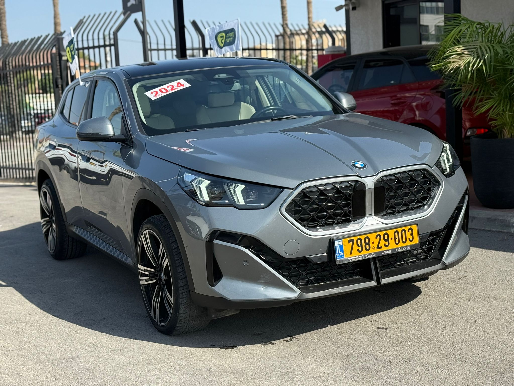 תמונות רכב ב מ וו X2 SDRIVE20I