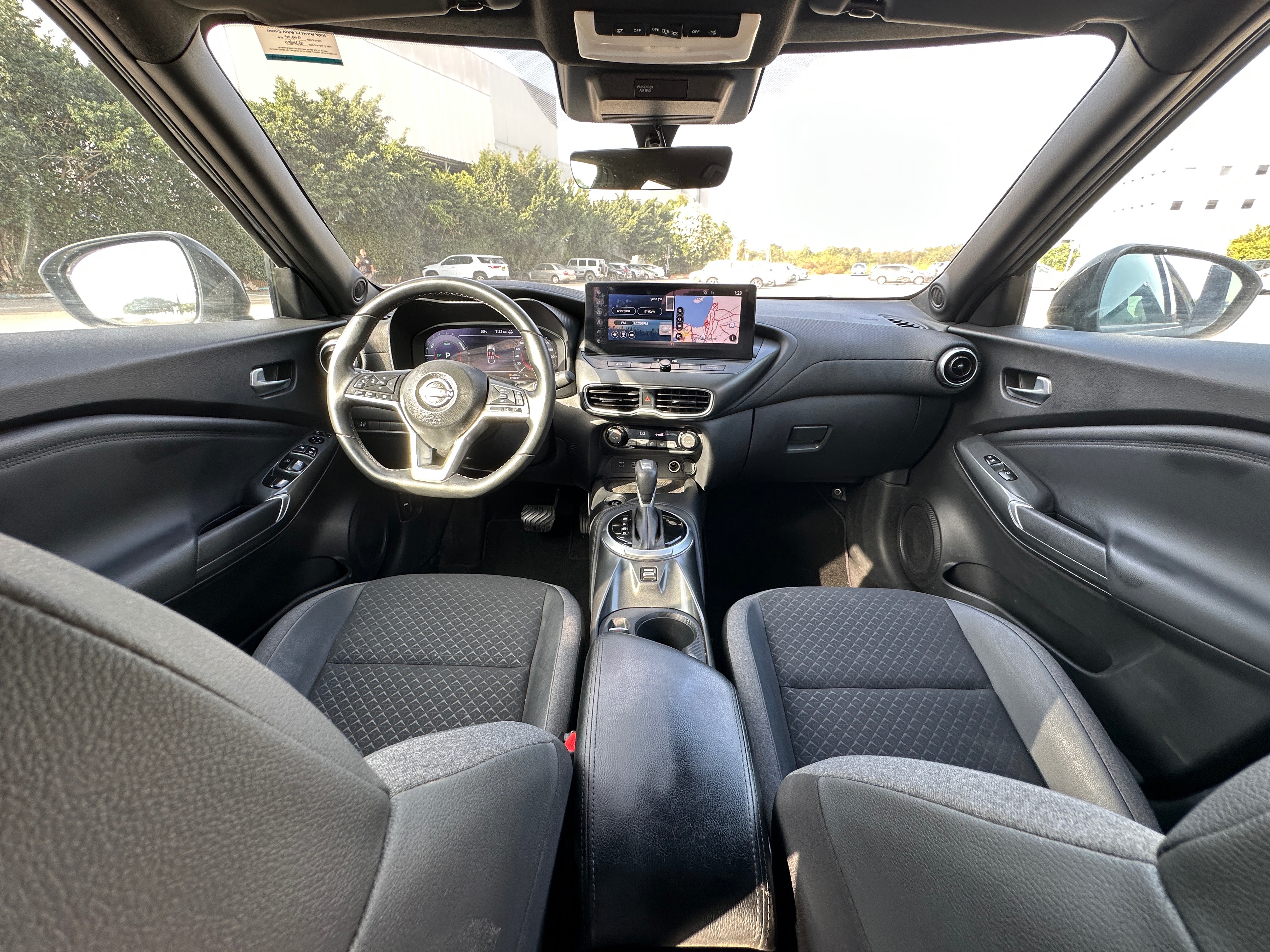 תמונות רכב ניסאן ג'וק