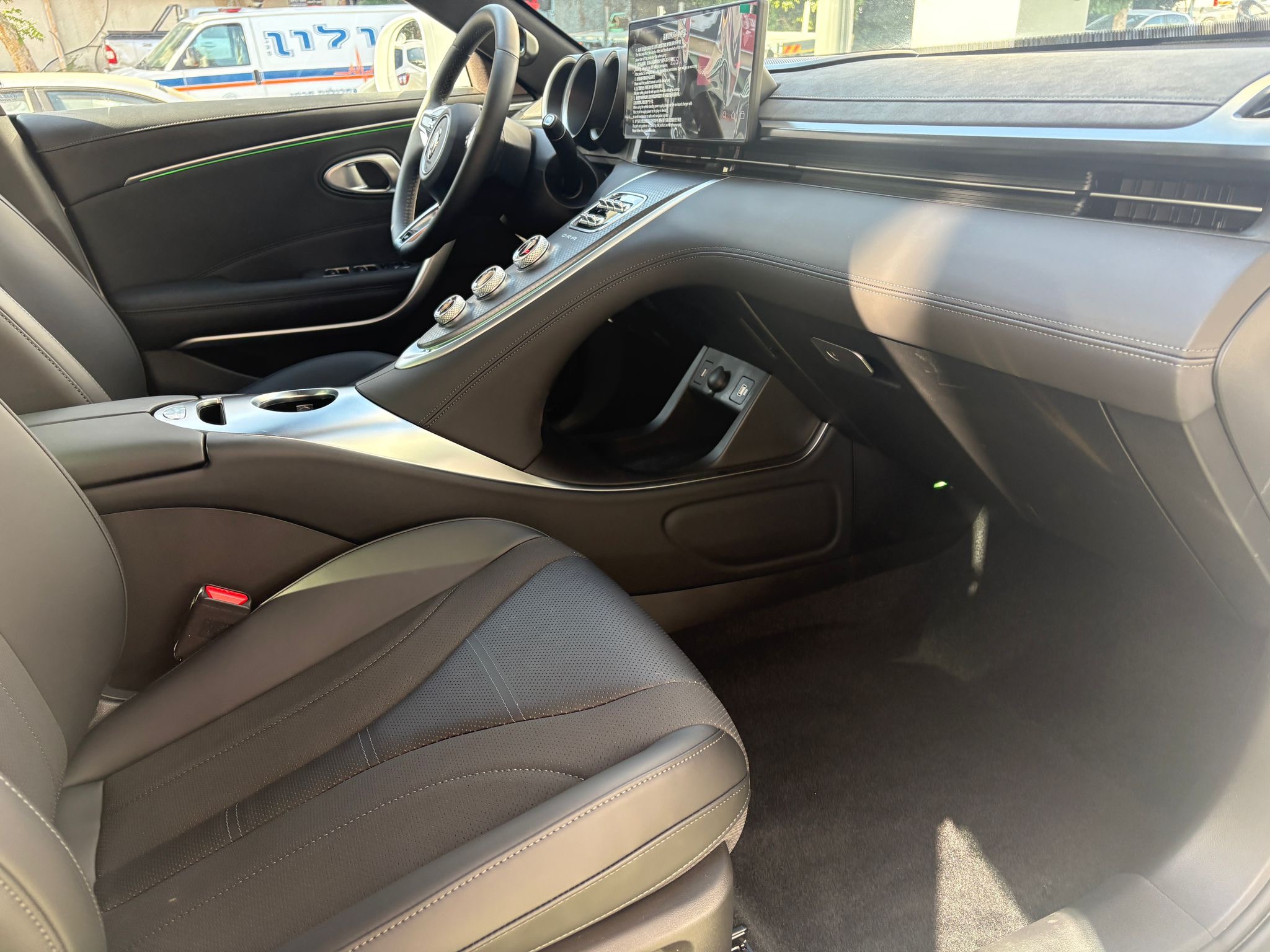 תמונות רכב אורה 7