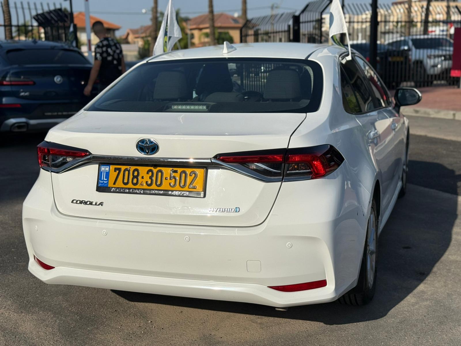 תמונות רכב טויוטה COROLLA HSD SDN