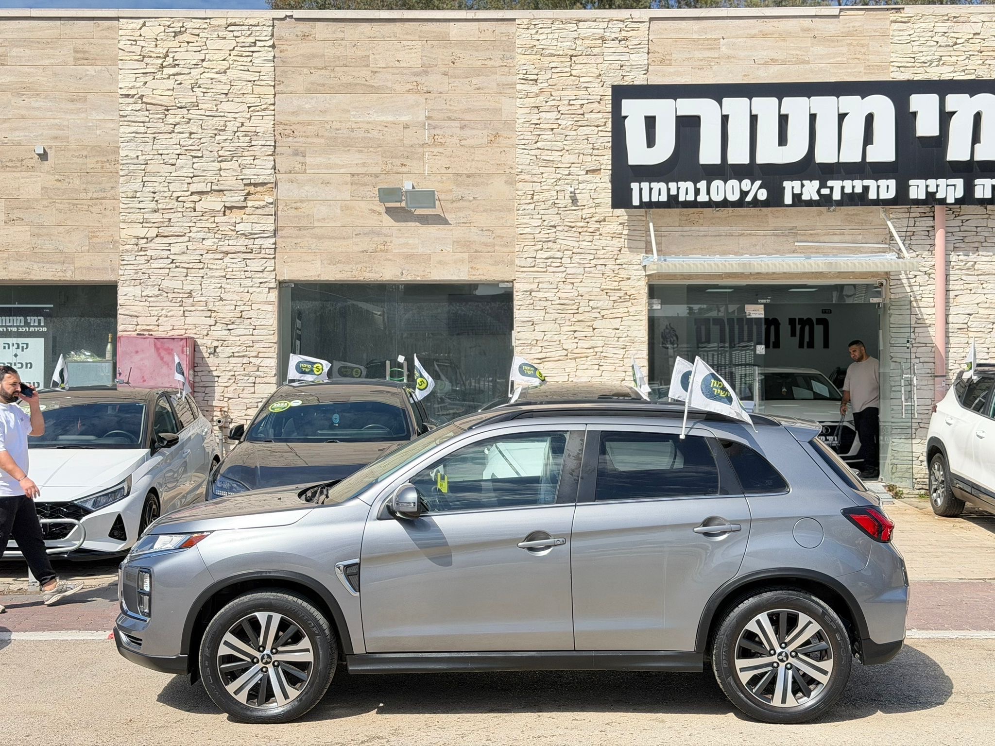 תמונות רכב מיצובישי ASX