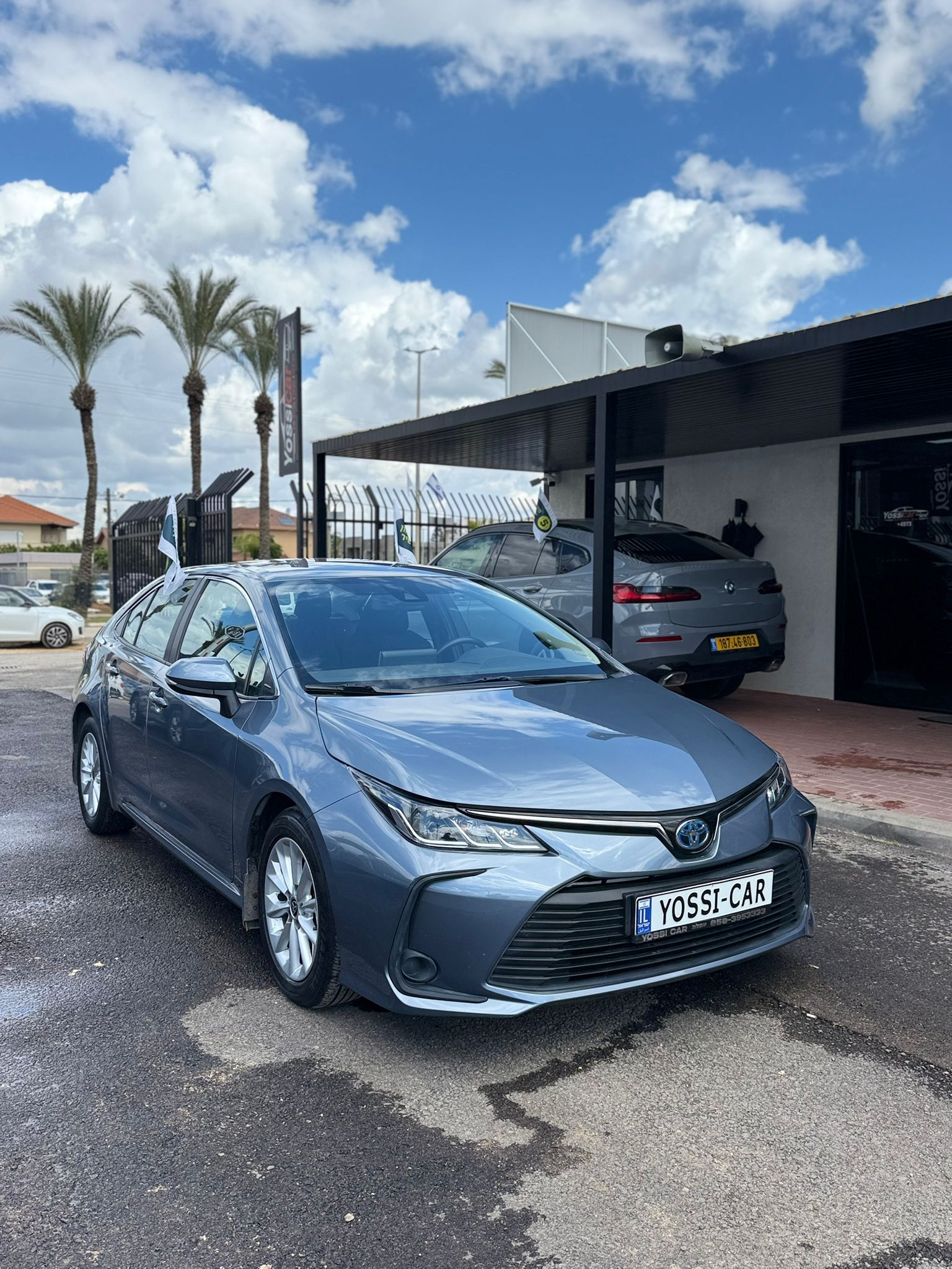 תמונות רכב טויוטה COROLLA HSD SDN