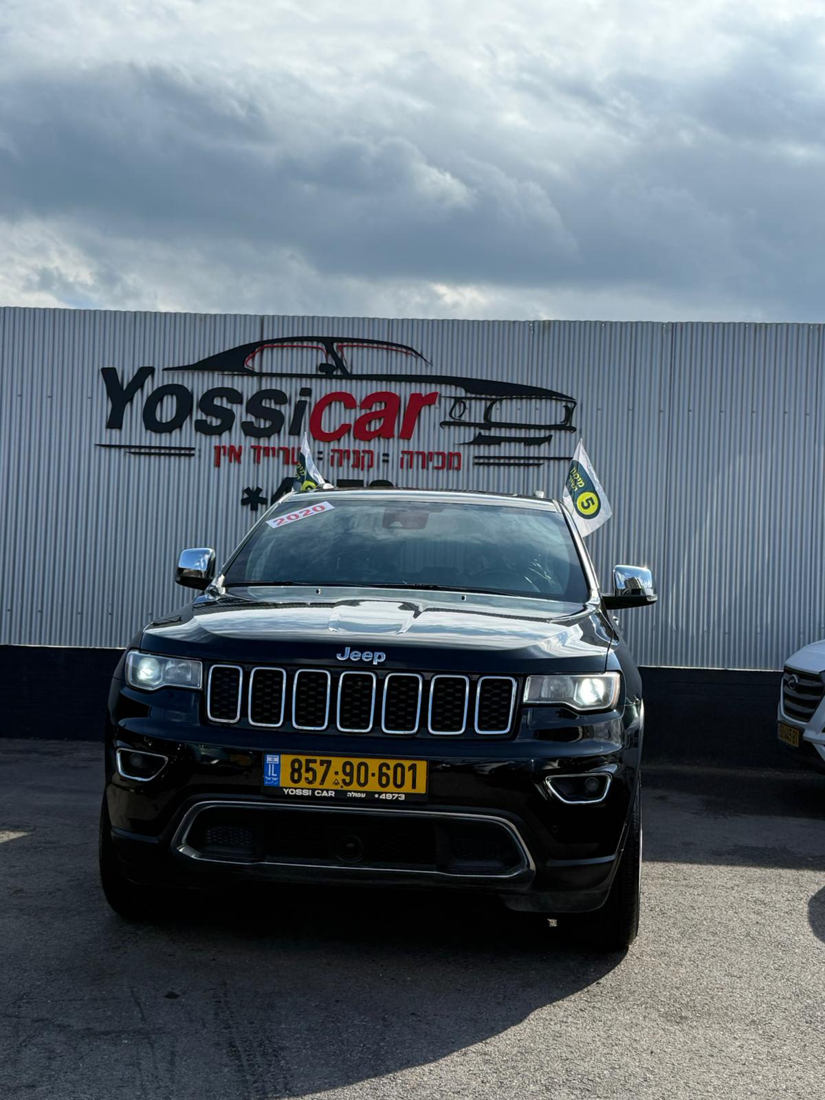 קרייזלר, GRAND CHEROKEE