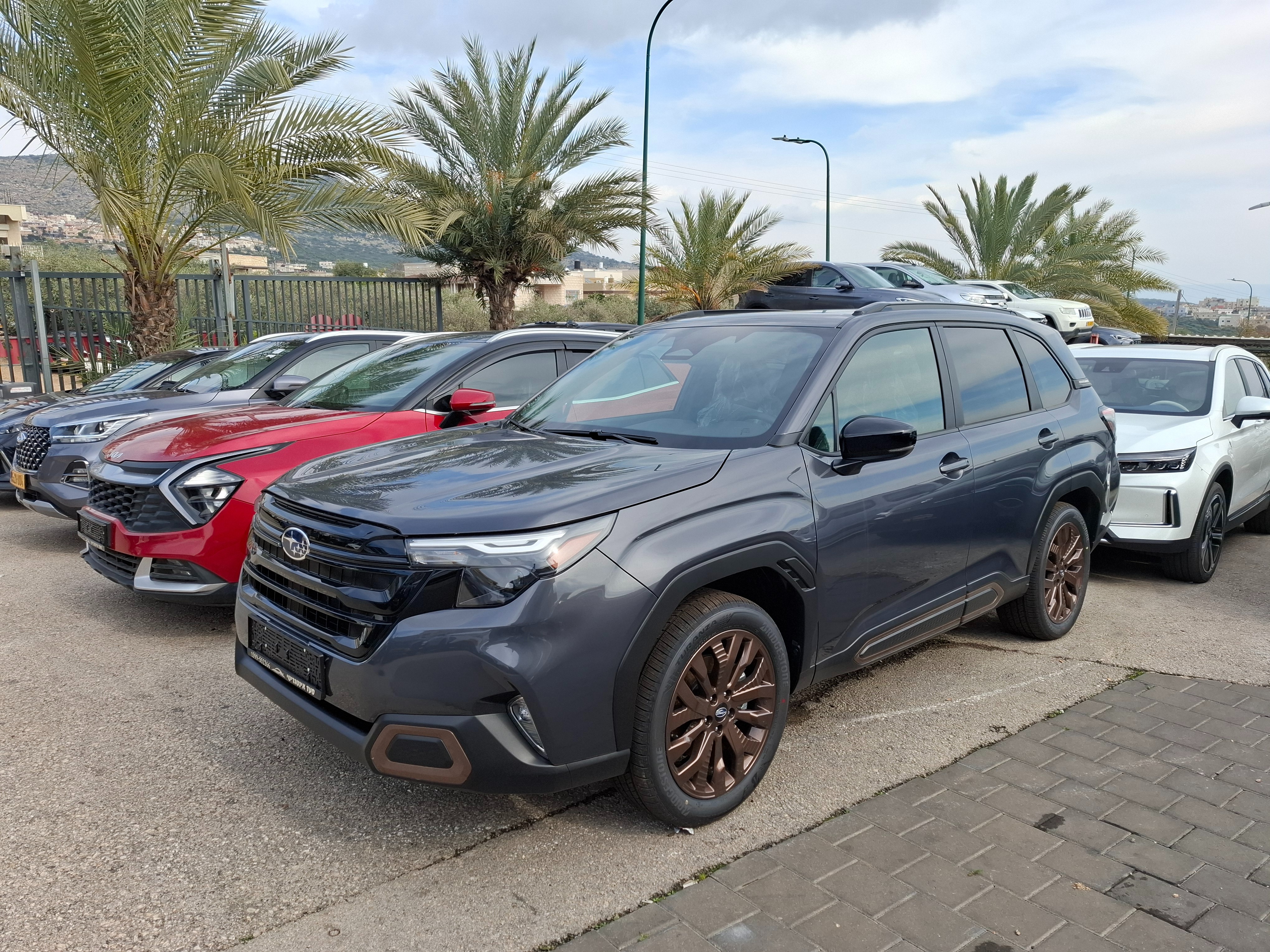 תמונות רכב סובארו פורסטר