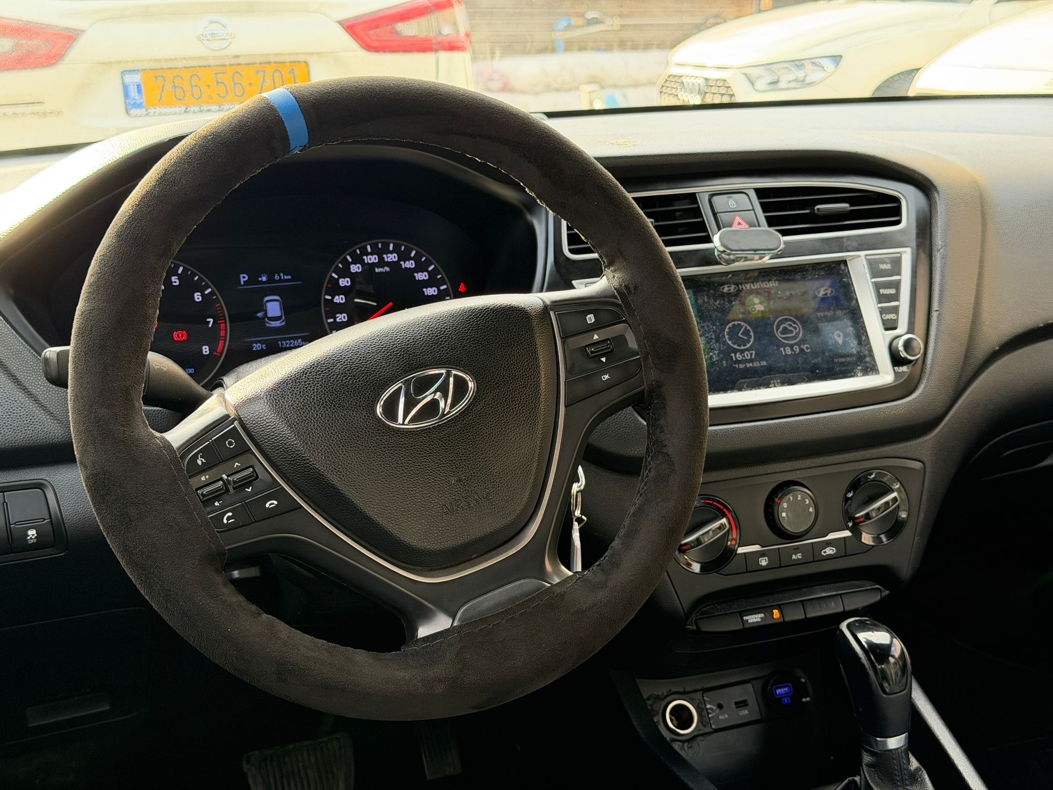תמונות רכב יונדאי I20