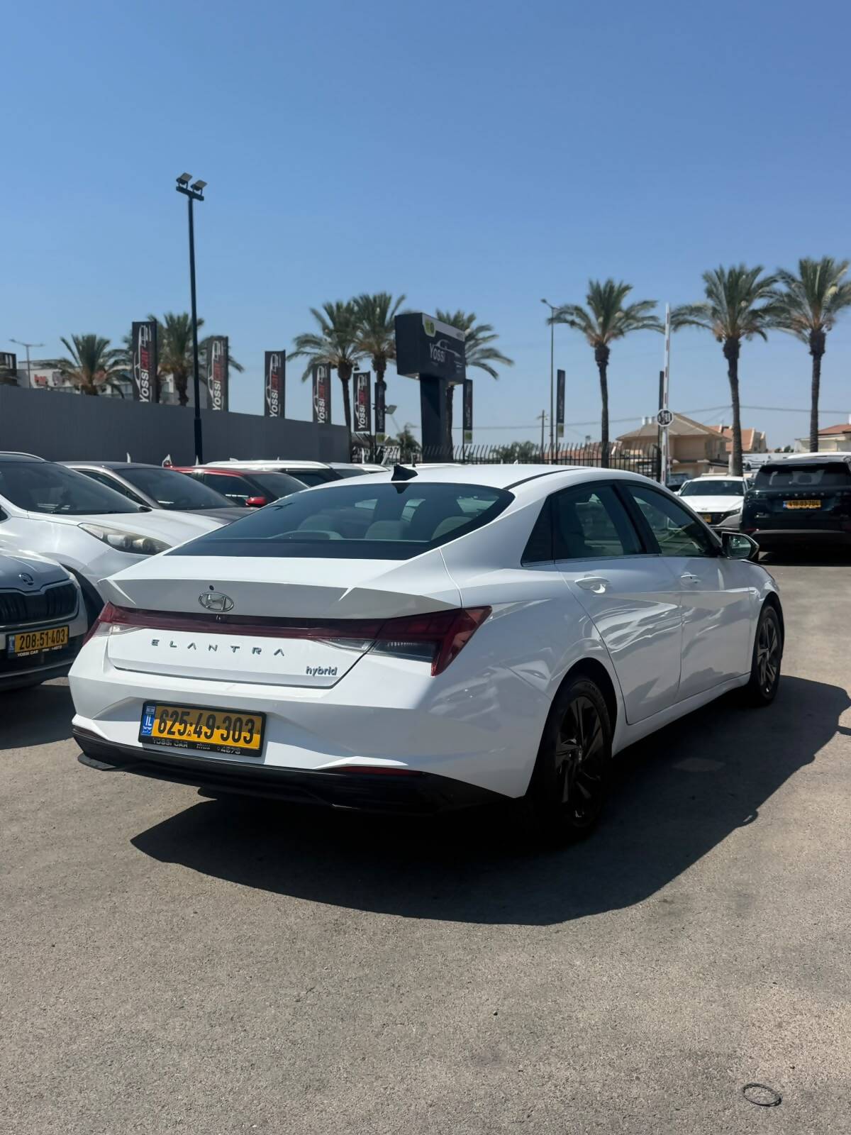 תמונות רכב יונדאי ELANTRA HEV