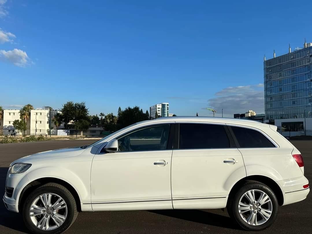 תמונות רכב אאודי Q7