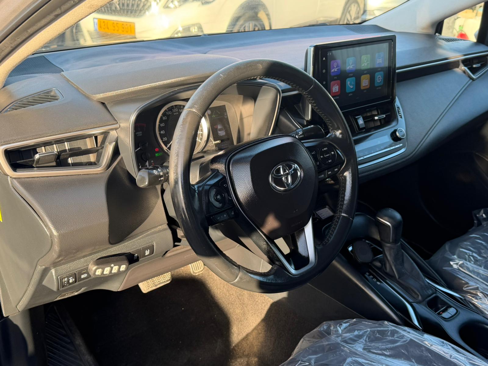 תמונות רכב טויוטה COROLLA HSD SDN