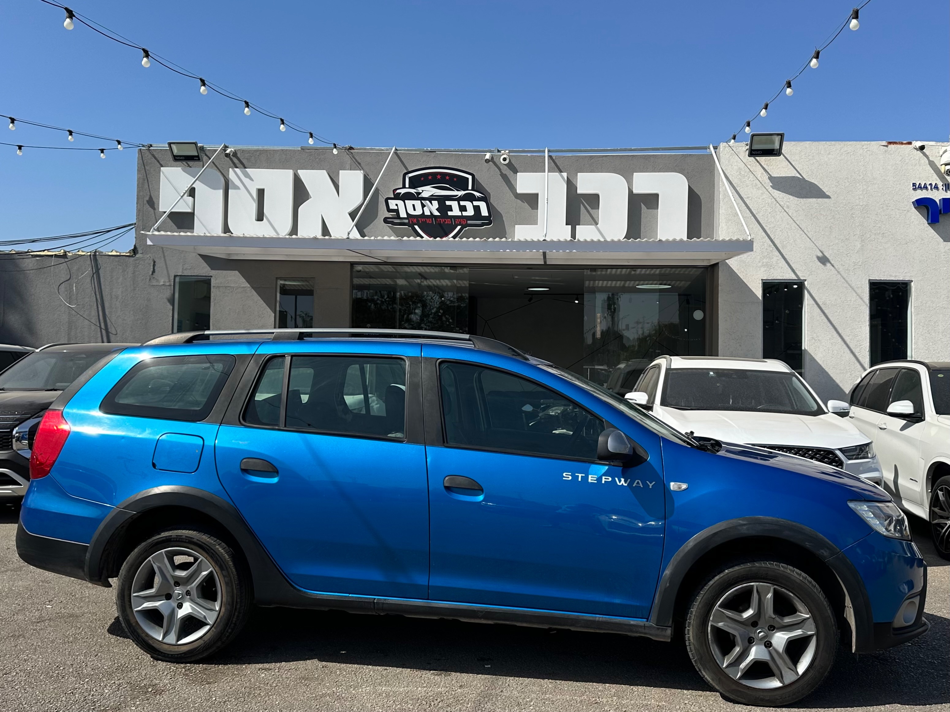 תמונות רכב דאציה לוגאן