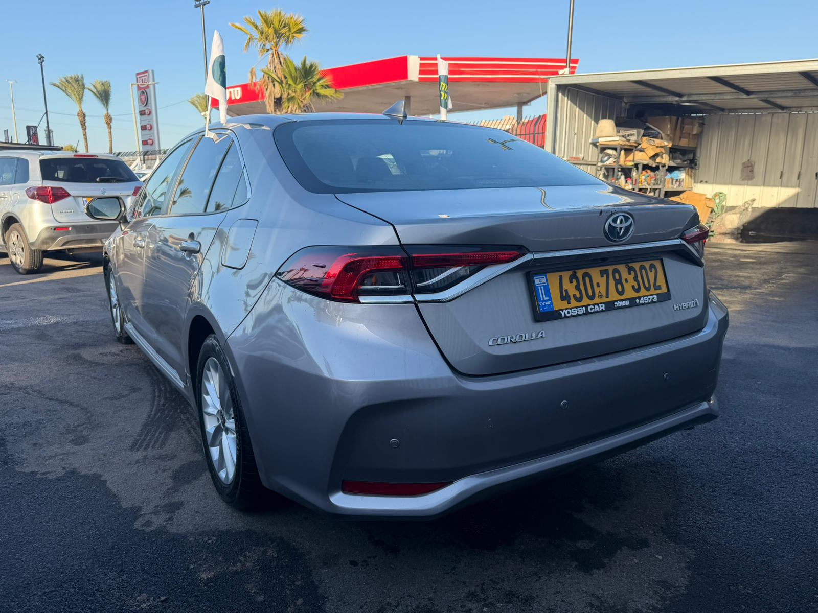 תמונות רכב טויוטה COROLLA HSD SDN