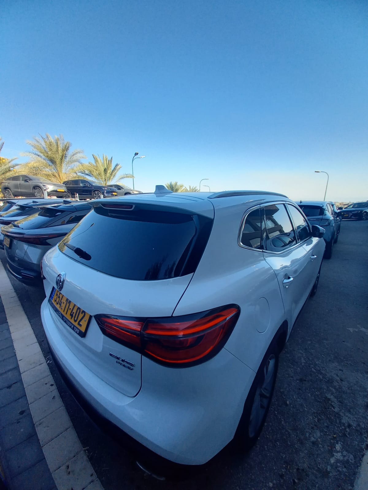 תמונות רכב MG EHS