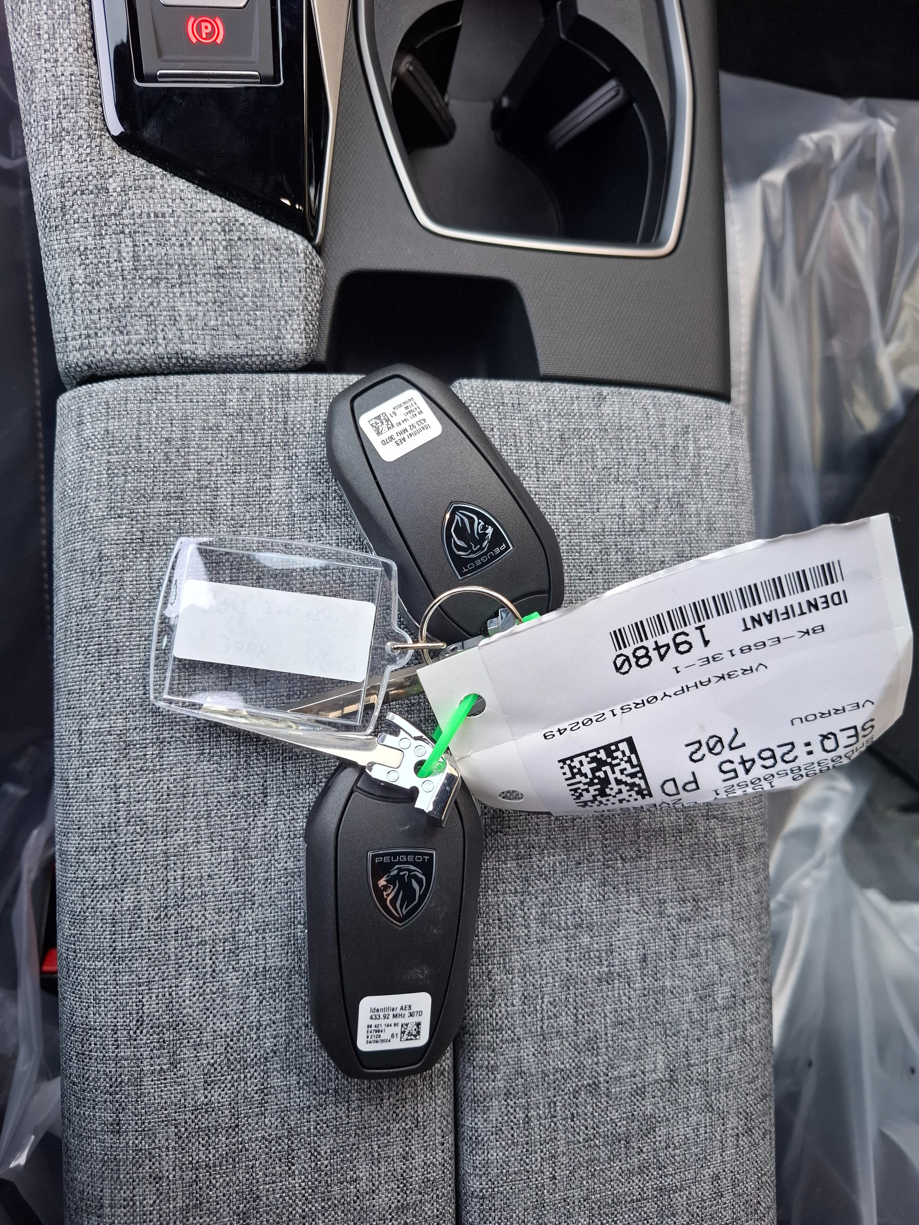 תמונות רכב פיג'ו 3008