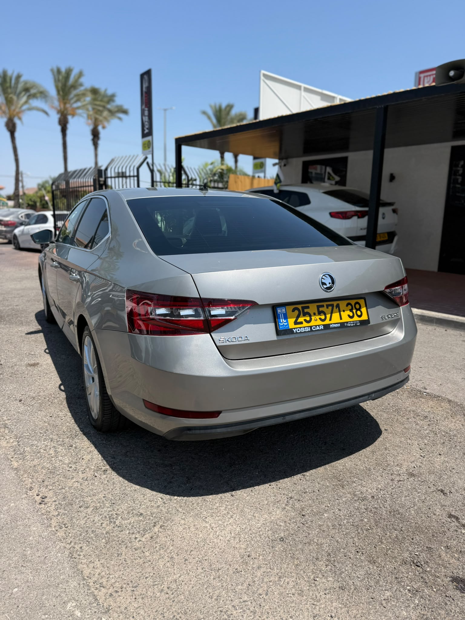 תמונות רכב סקודה NEW SUPERB