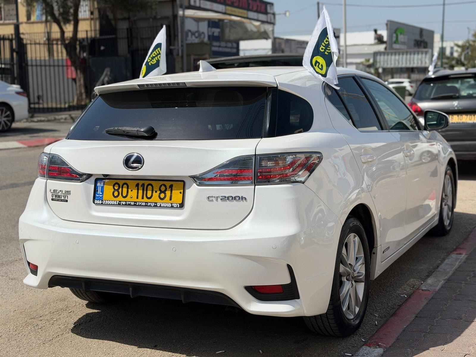 תמונות רכב לקסוס CT