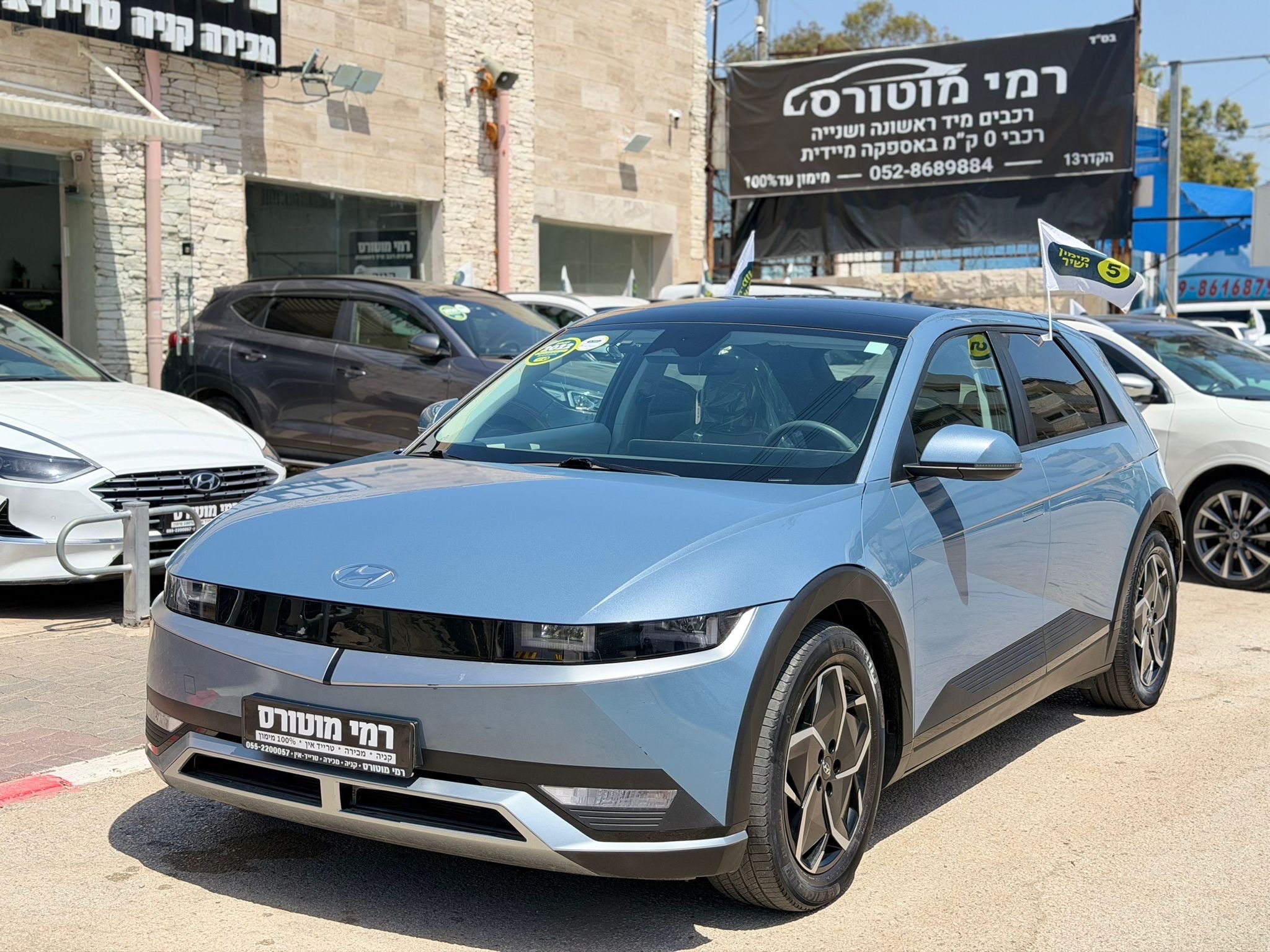 תמונות רכב יונדאי איוניק