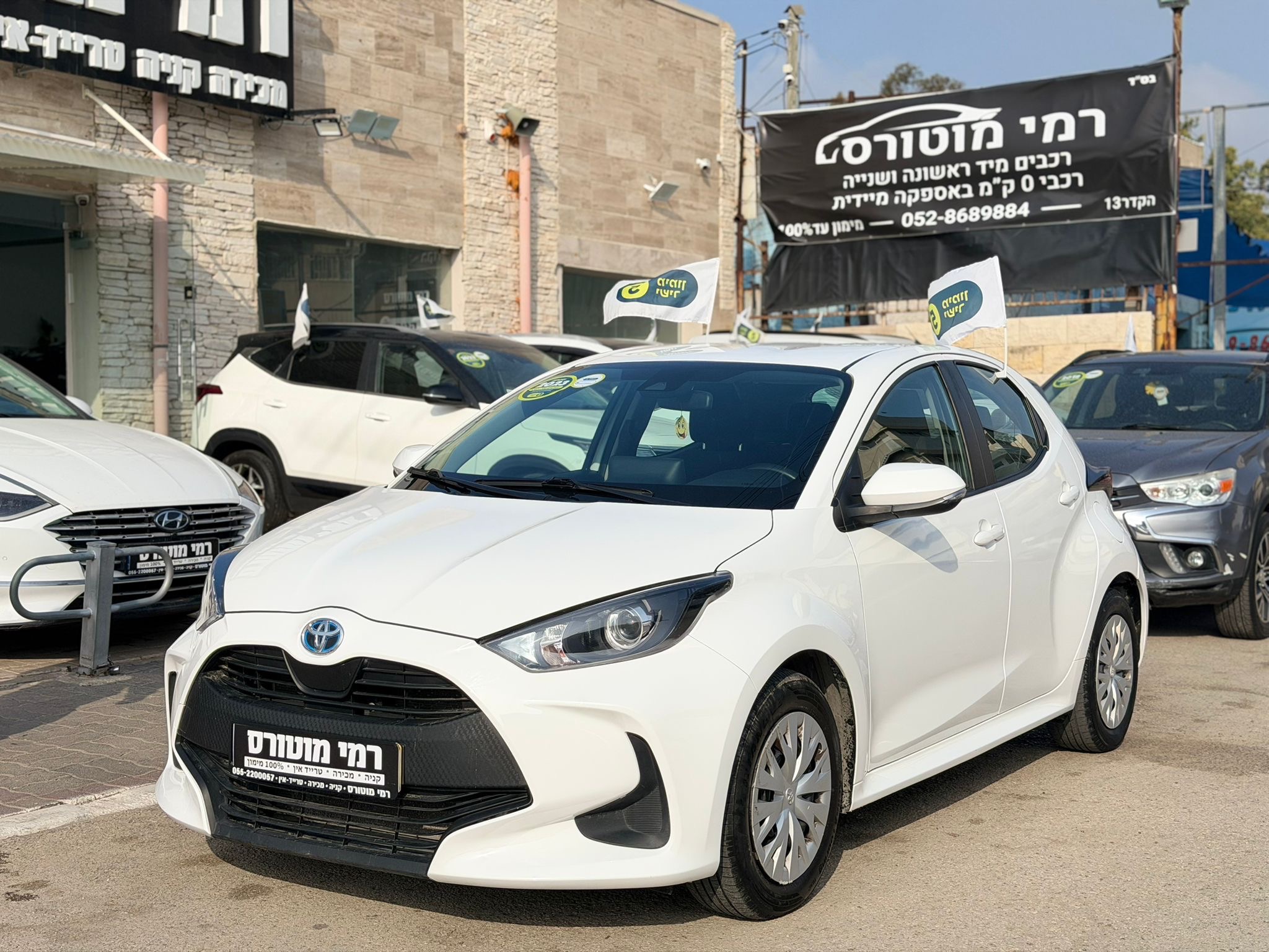 תמונות רכב טויוטה יאריס