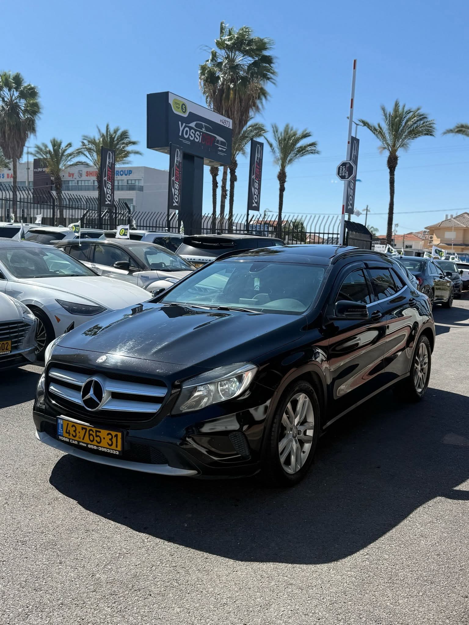 תמונות רכב מרצדס GLA200