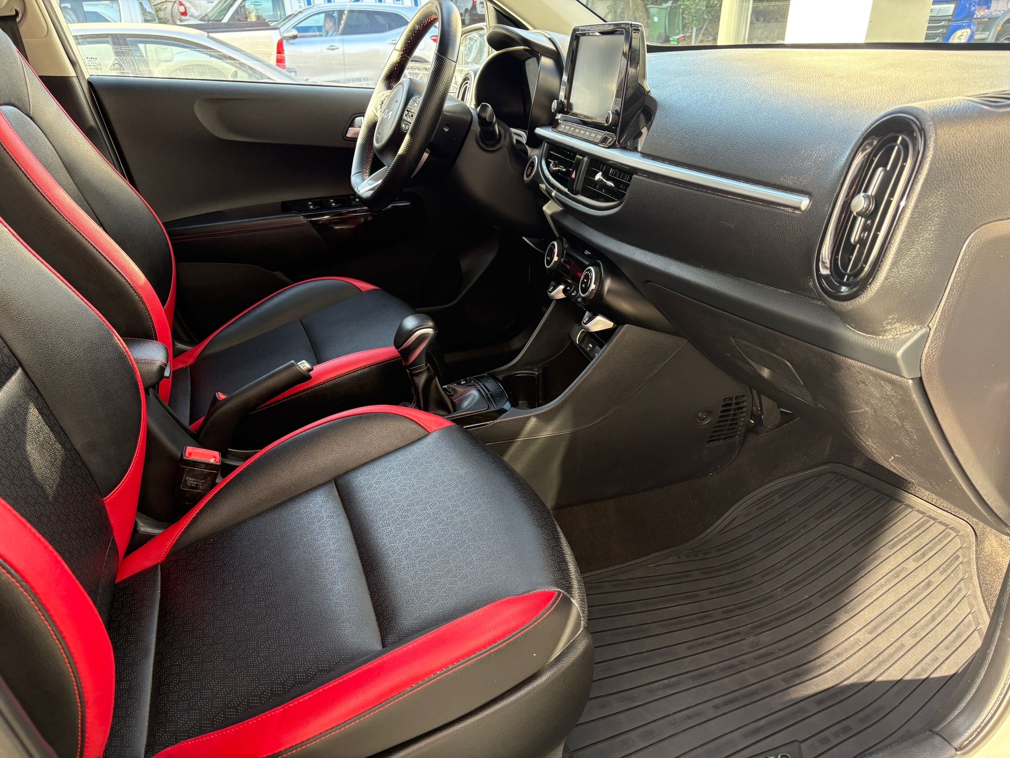 תמונות רכב קיה פיקנטו