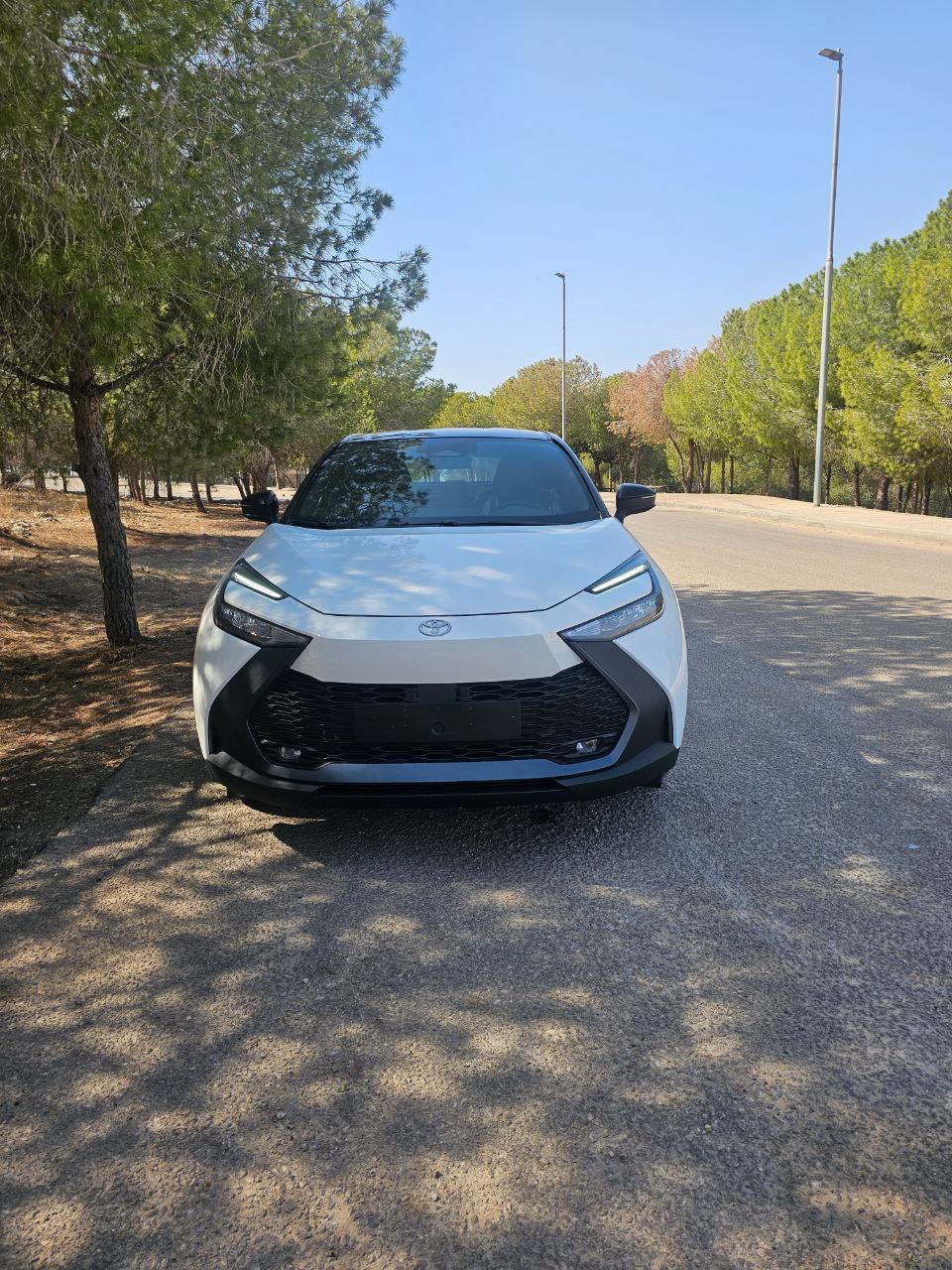 תמונות רכב טויוטה C-HR