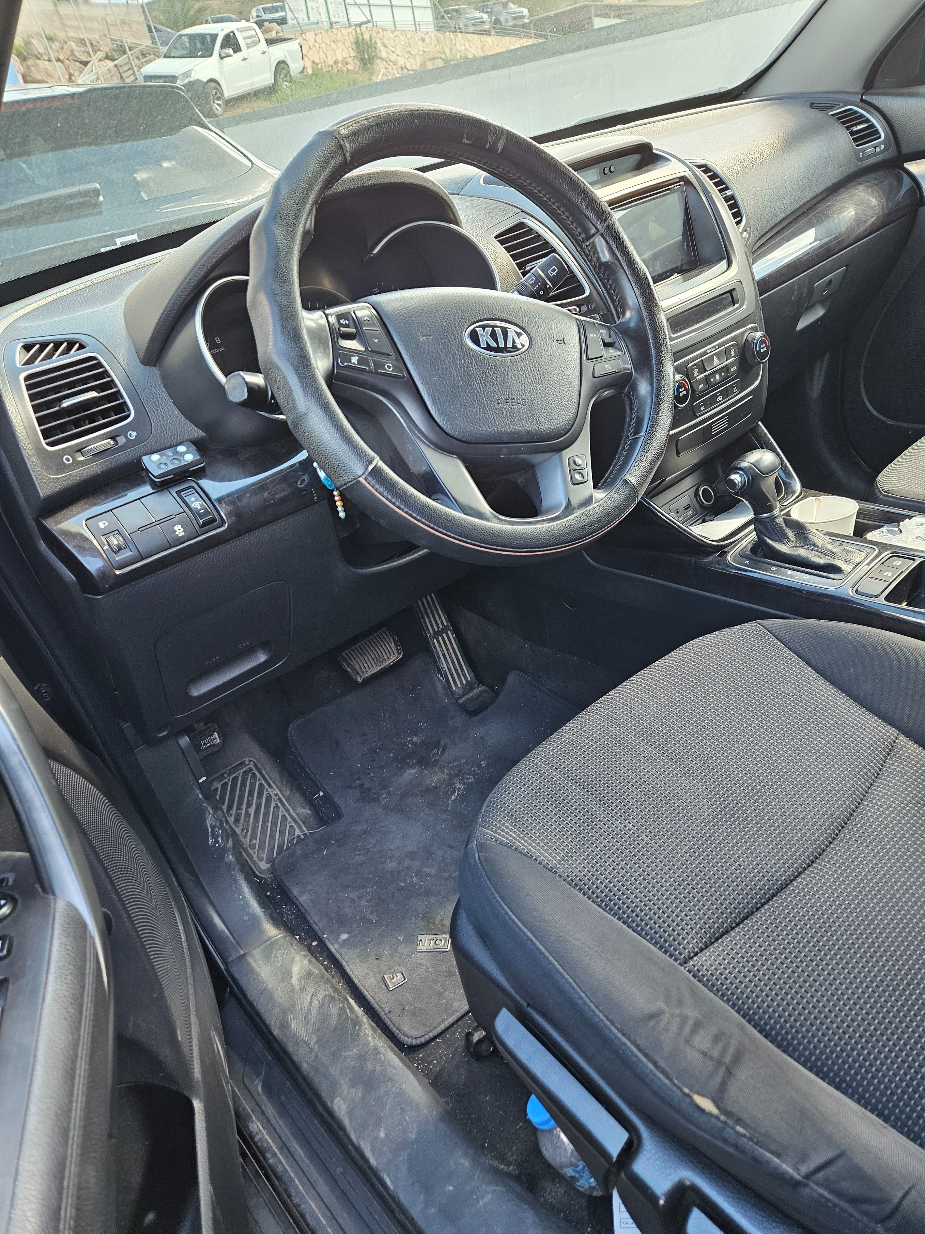 תמונות רכב קיה סורנטו