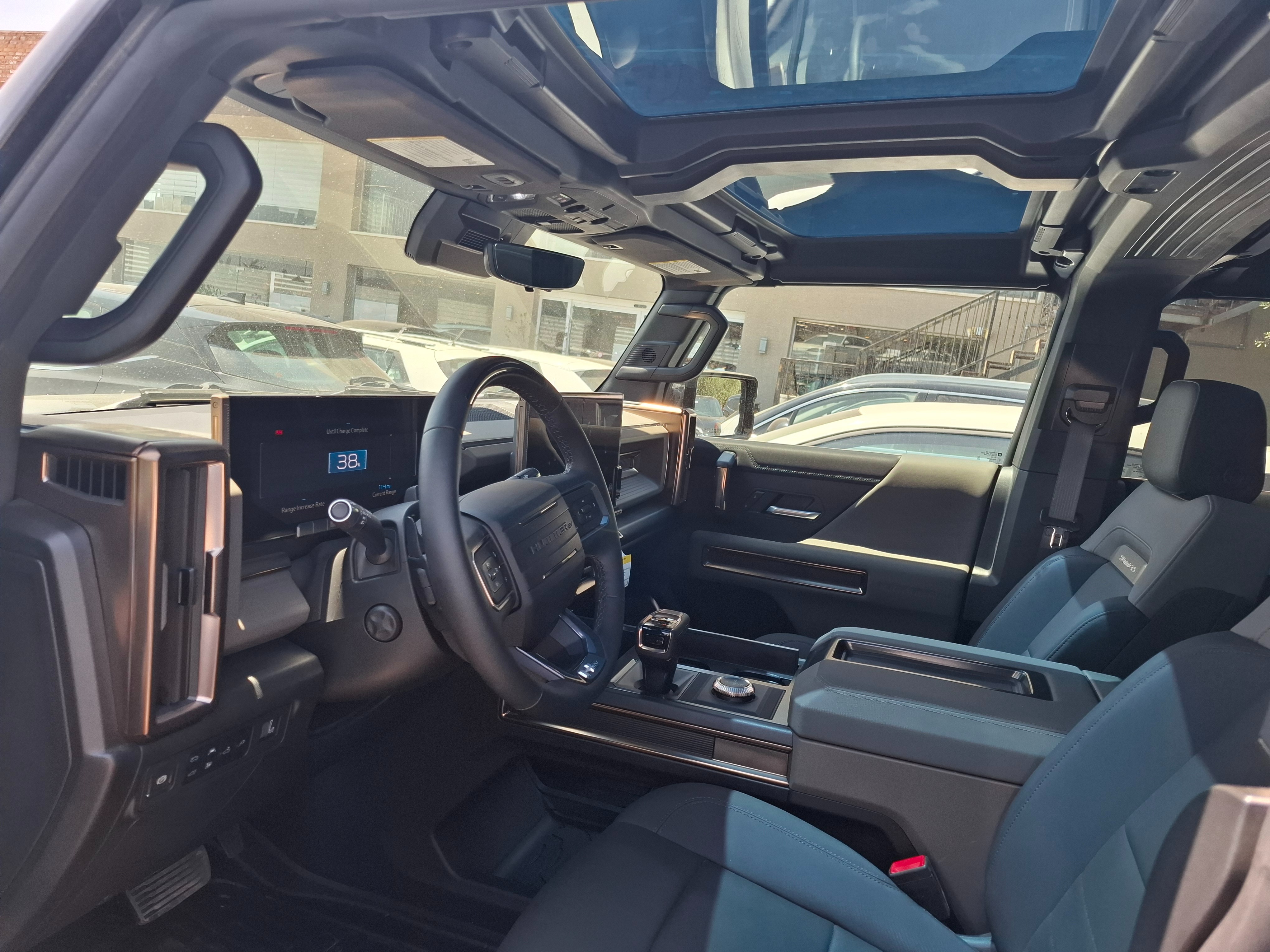 תמונות רכב האמר EV