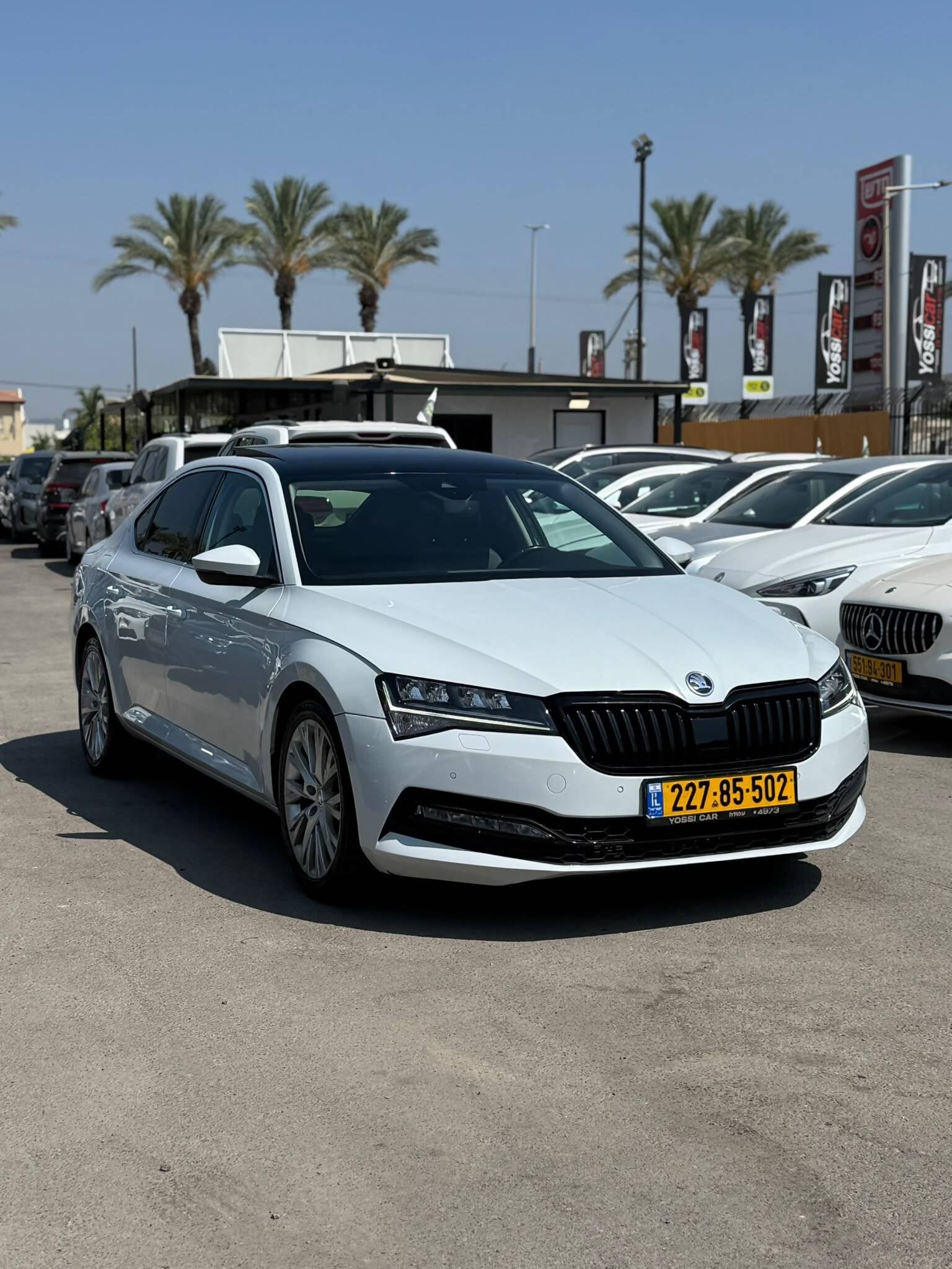 תמונות רכב סקודה SUPERB FL