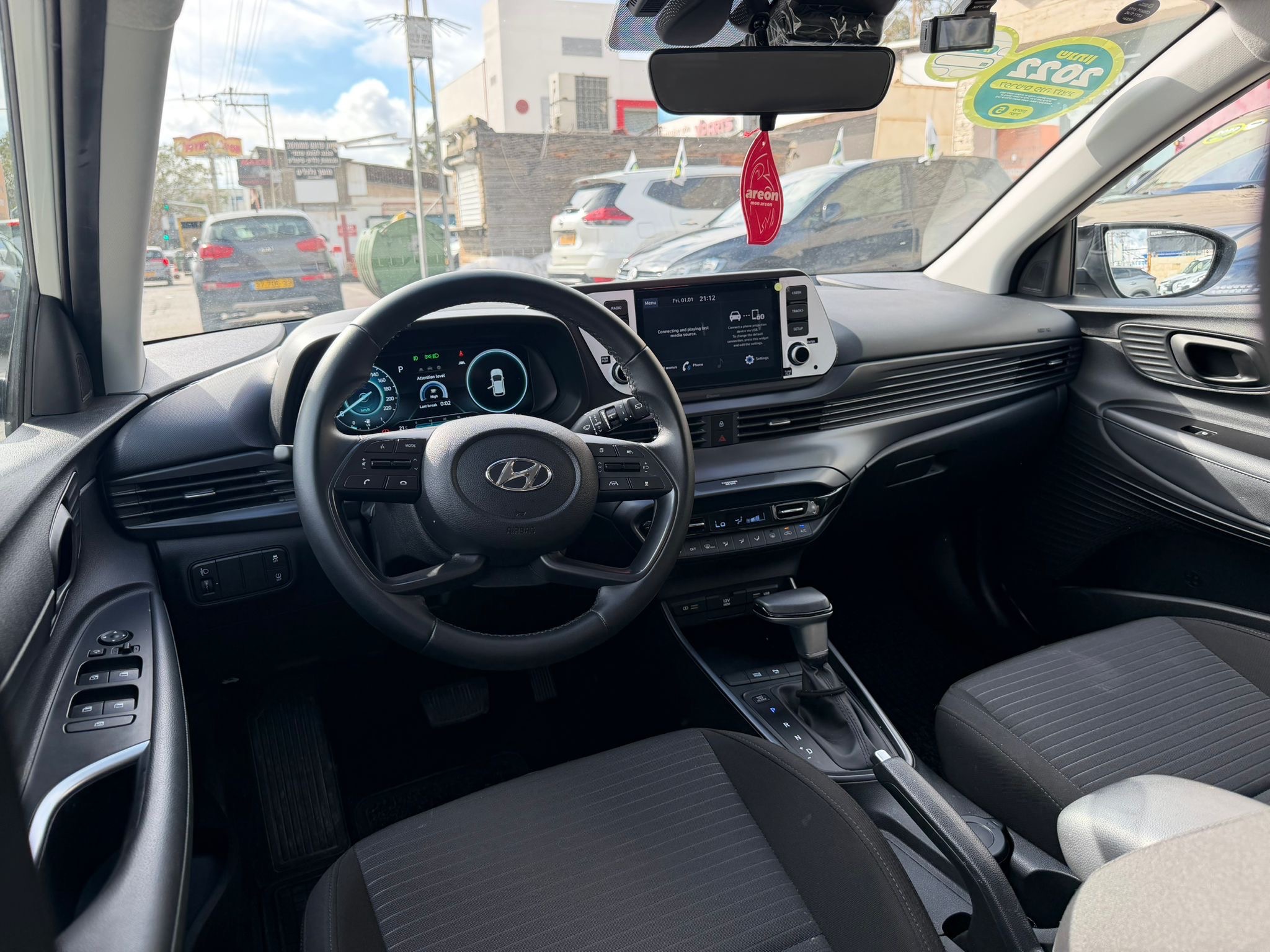 תמונות רכב יונדאי I20