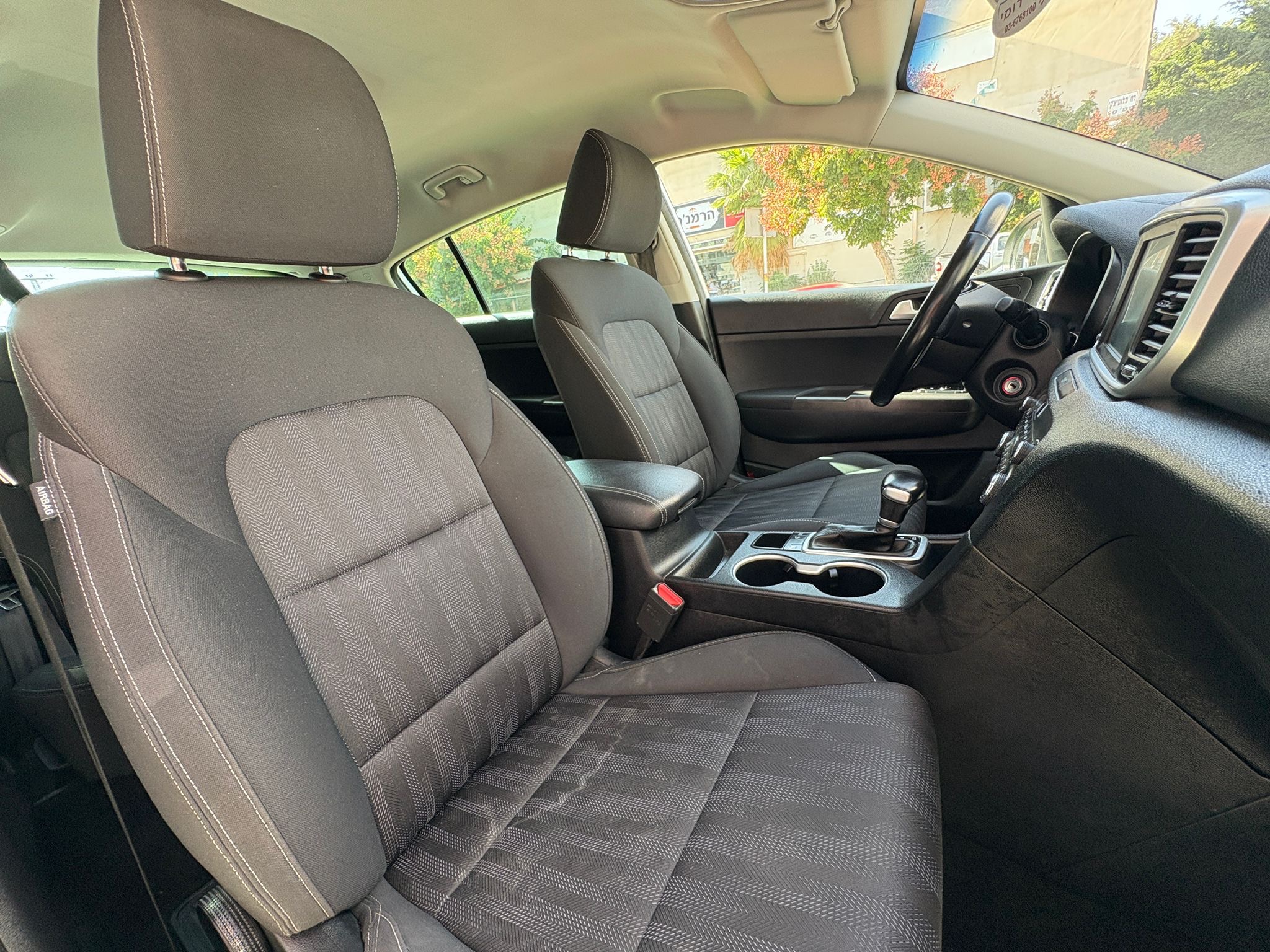 תמונות רכב קיה ספורטז'