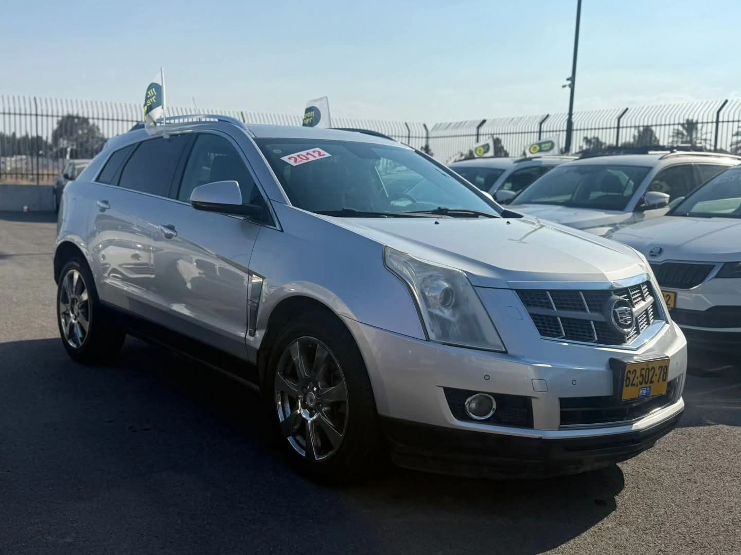 תמונות רכב קאדילאק SRX