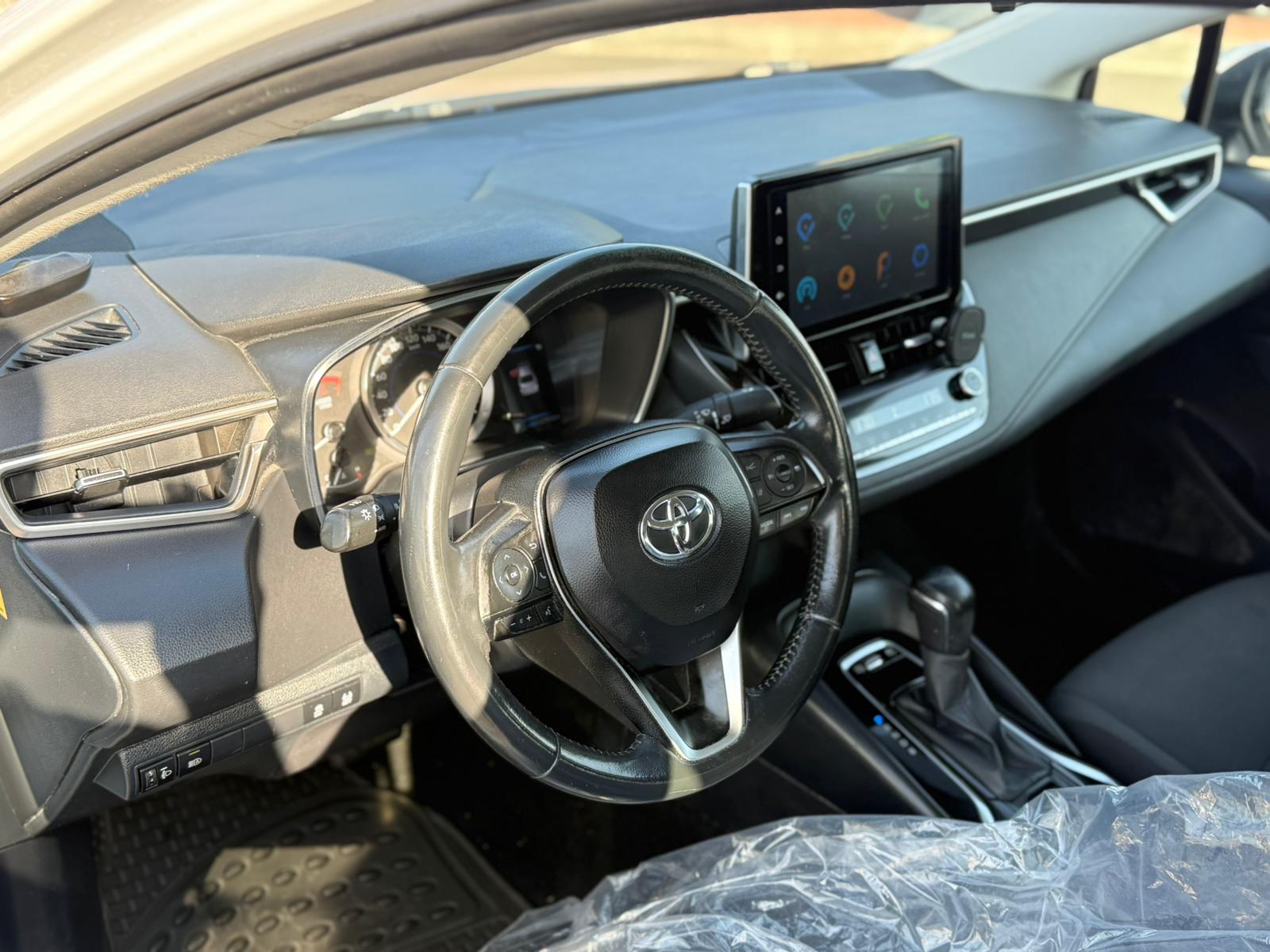 תמונות רכב טויוטה COROLLA HSD SDN