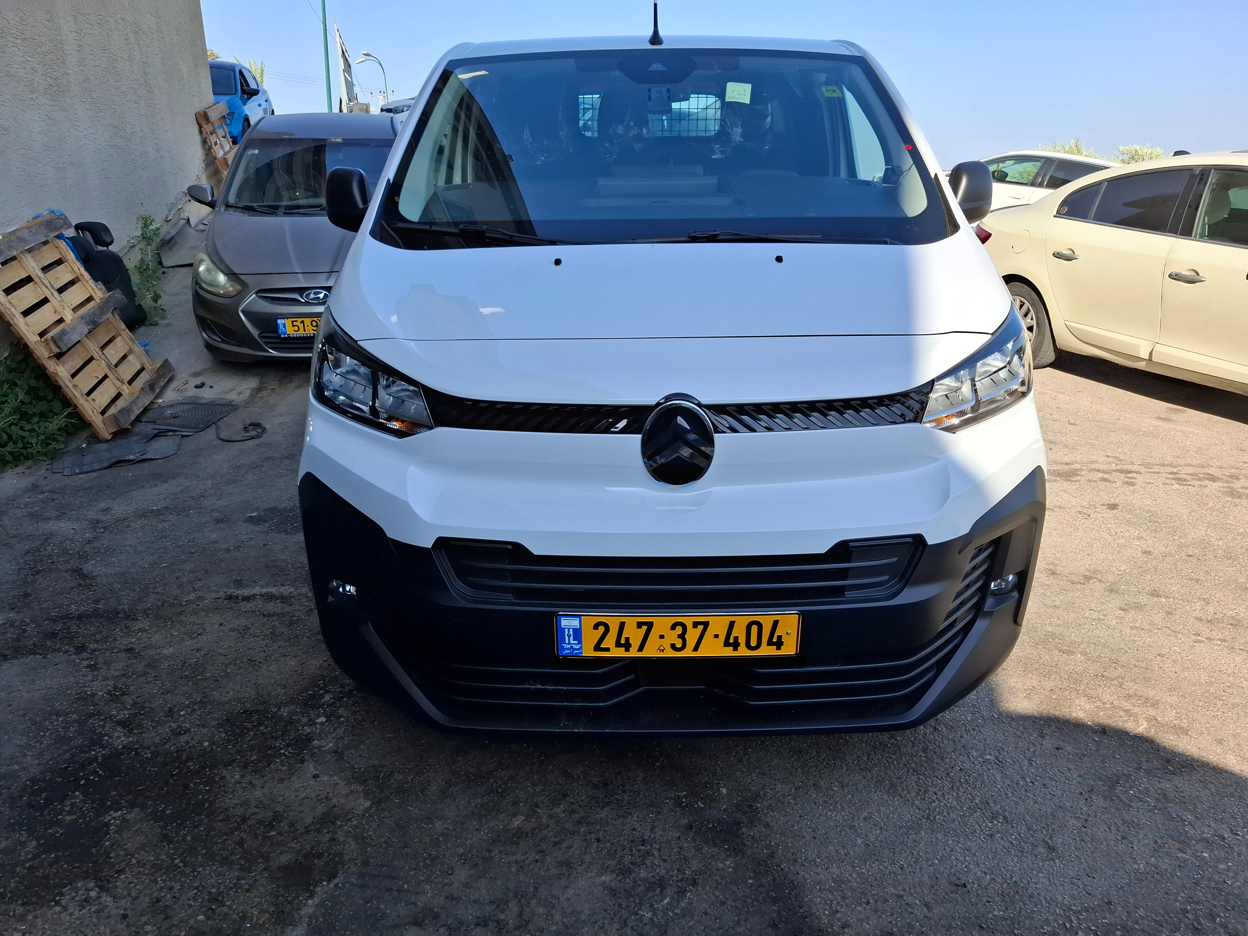 תמונות רכב סיטרואן ג'מפי