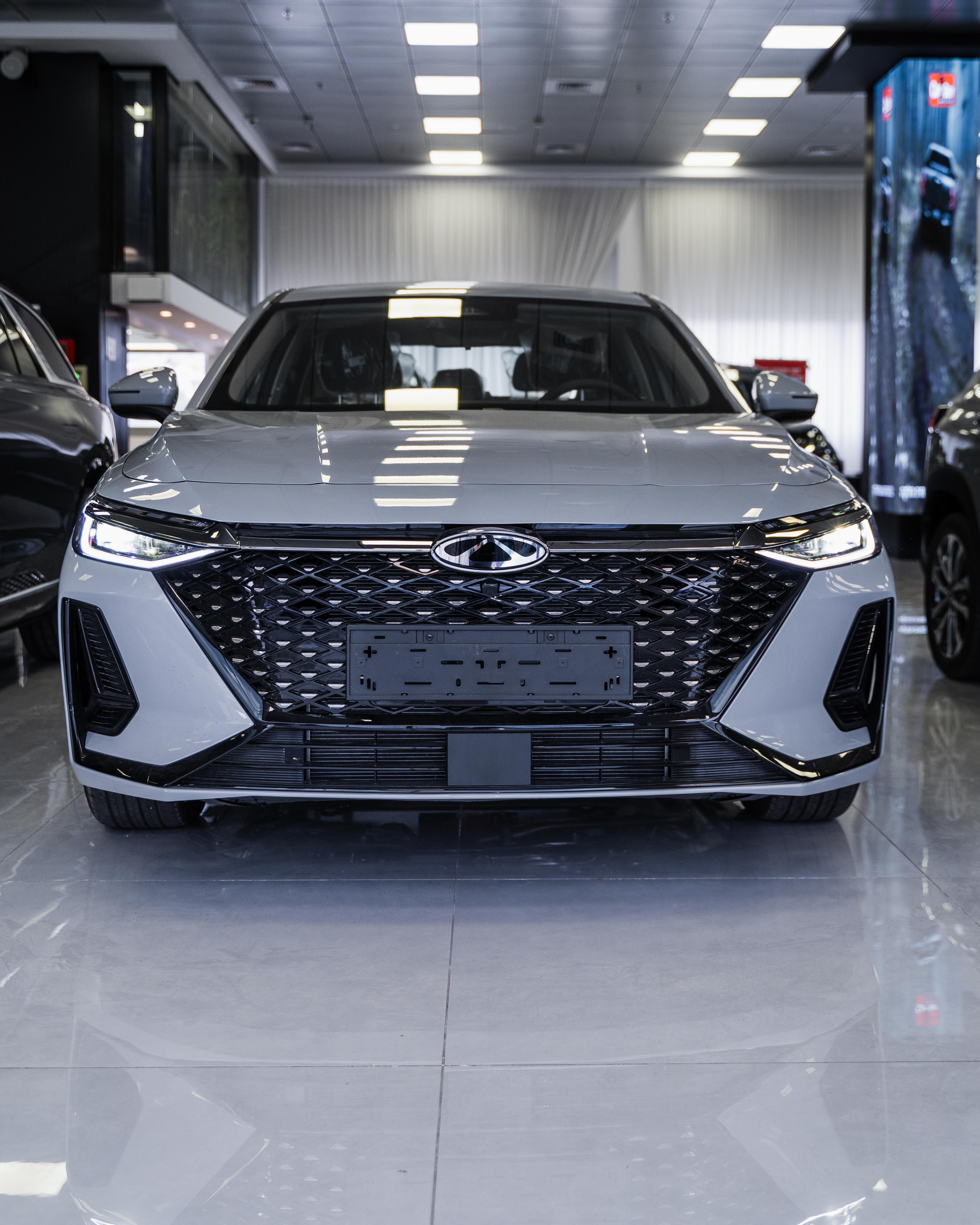 תמונות רכב צ'רי ARRIZO 8 PHEV