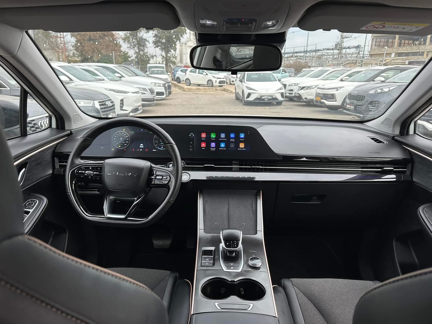 תמונות רכב צ'רי FX