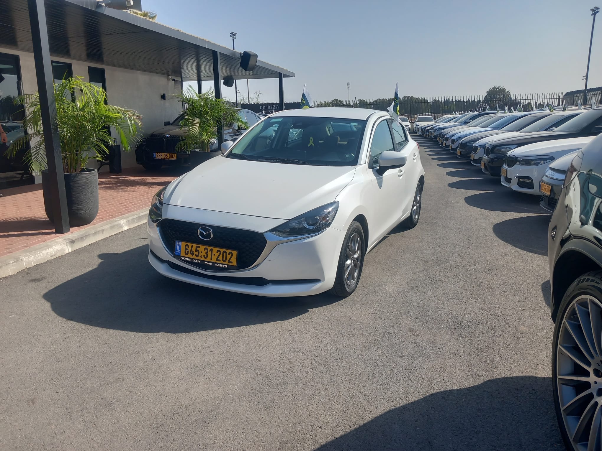 תמונות רכב מזדה MAZDA 2