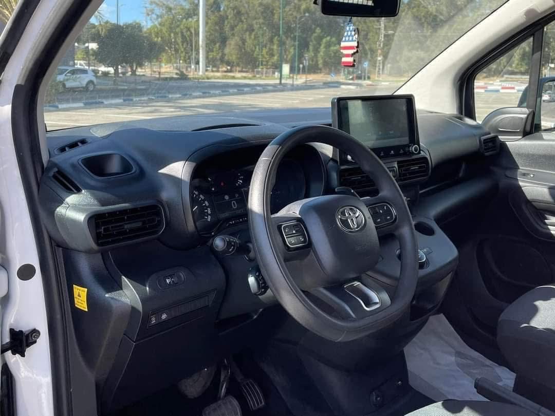 תמונות רכב טויוטה CITY