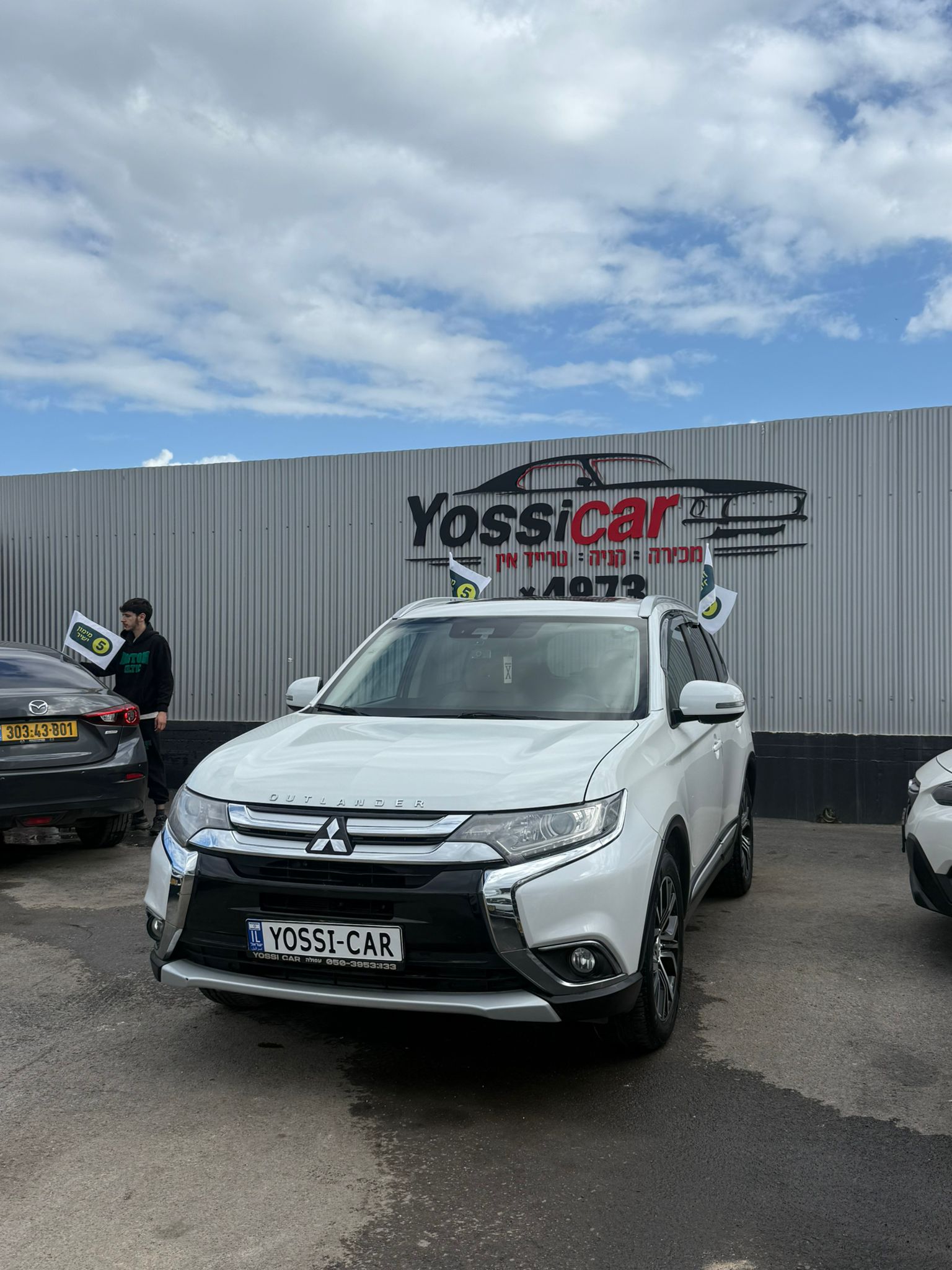 מיצובישי, OUTLANDER