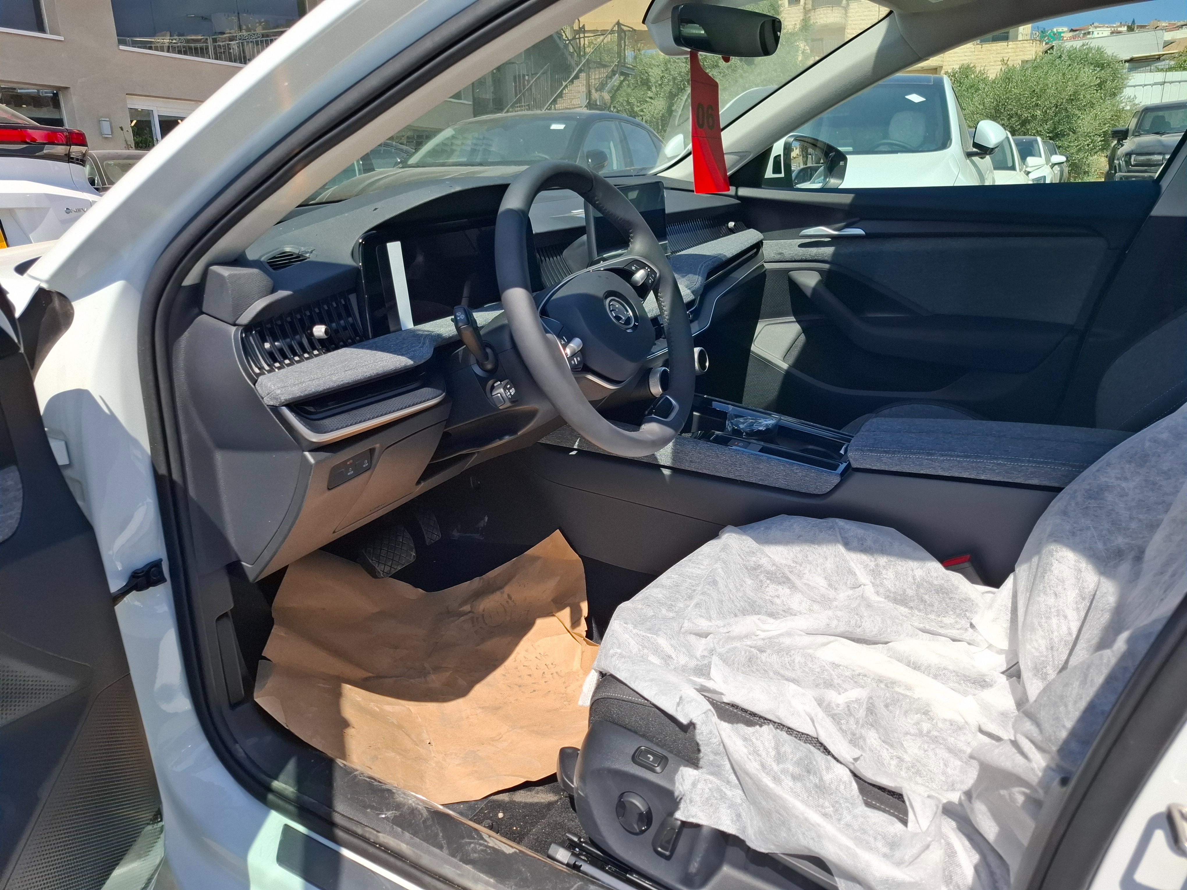 תמונות רכב סקודה סופרב