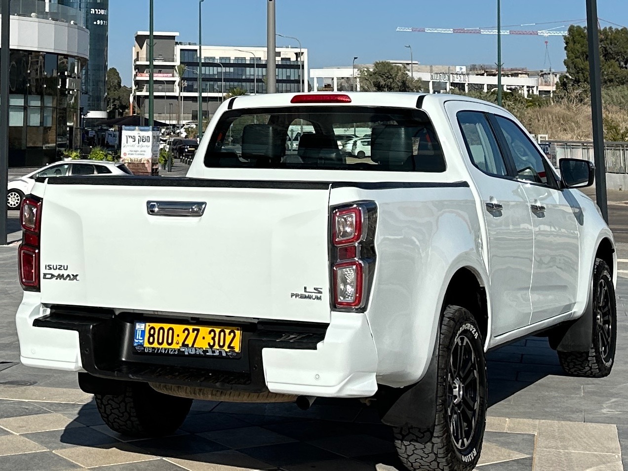 תמונות רכב איסוזו D-Max