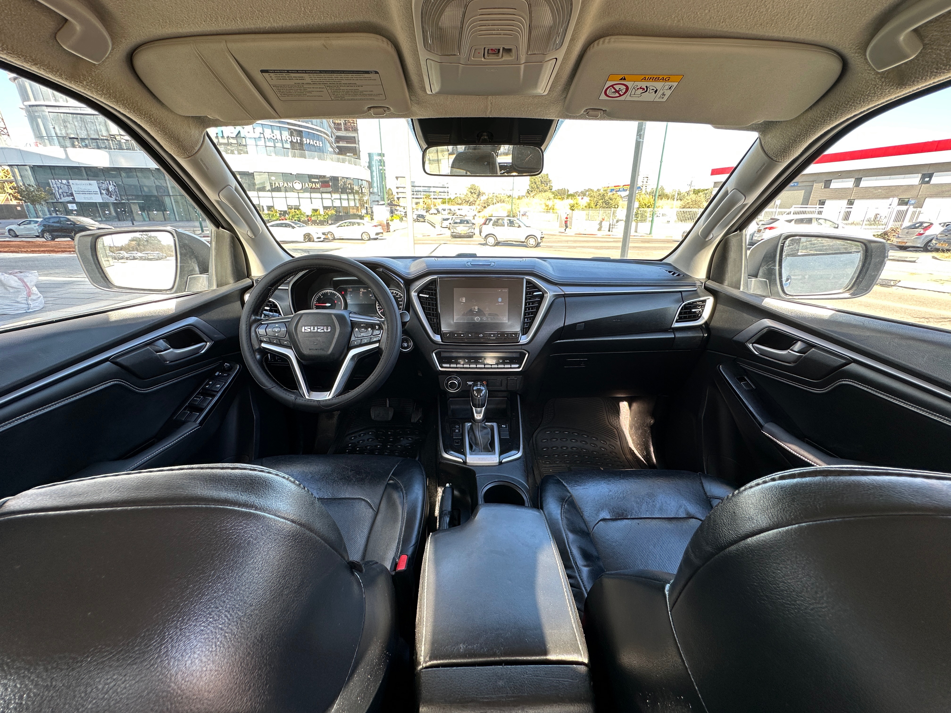 תמונות רכב איסוזו D-Max