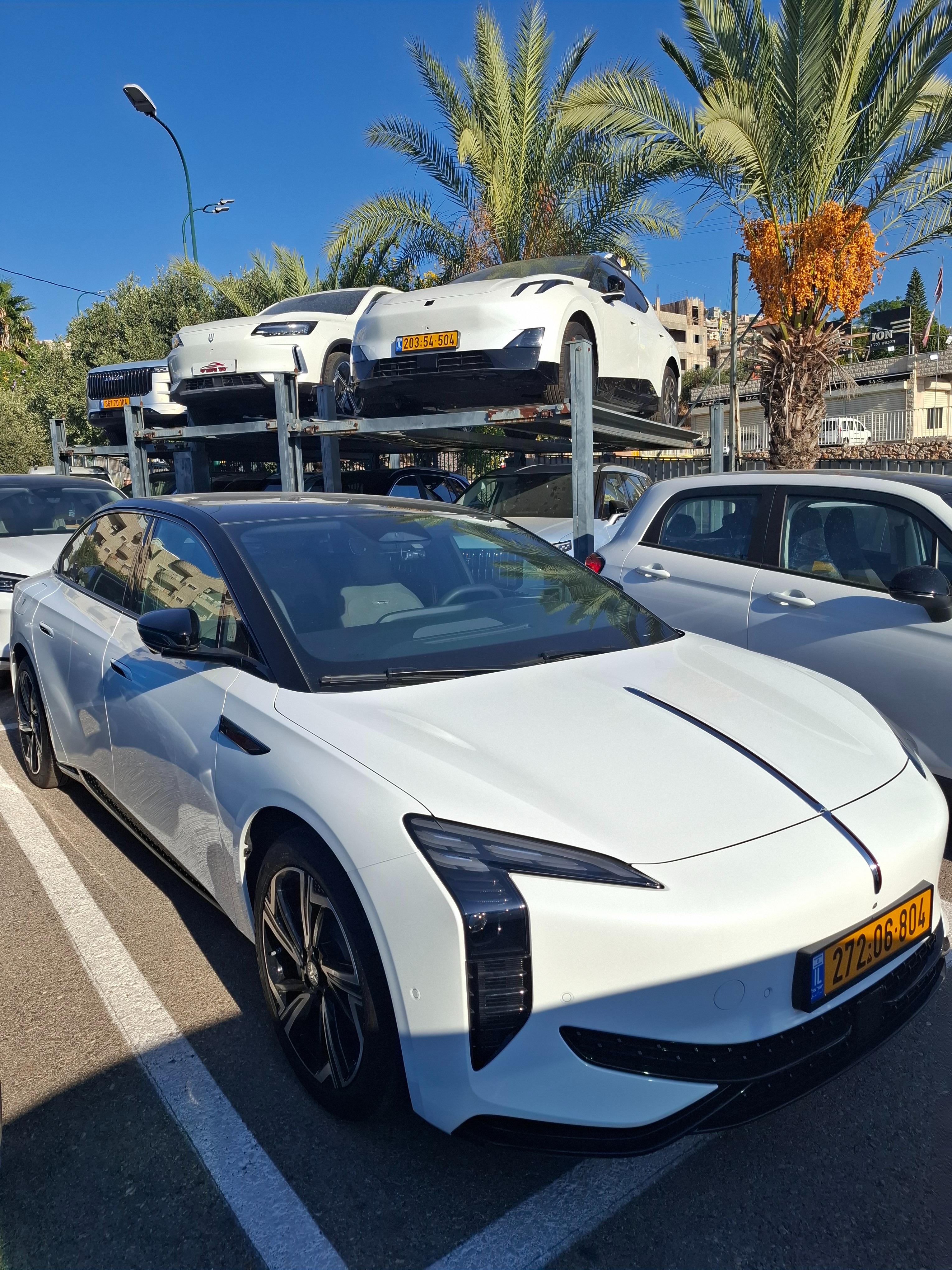 תמונות רכב הונגצ'י EH7