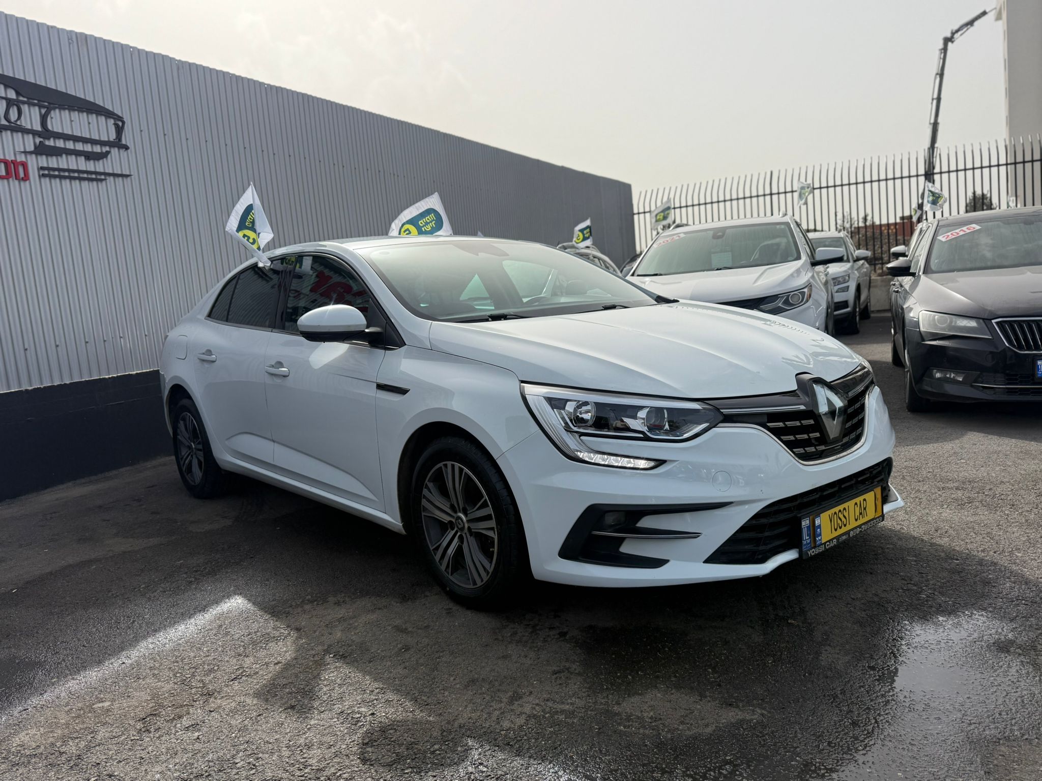 תמונות רכב רנו MEGANE