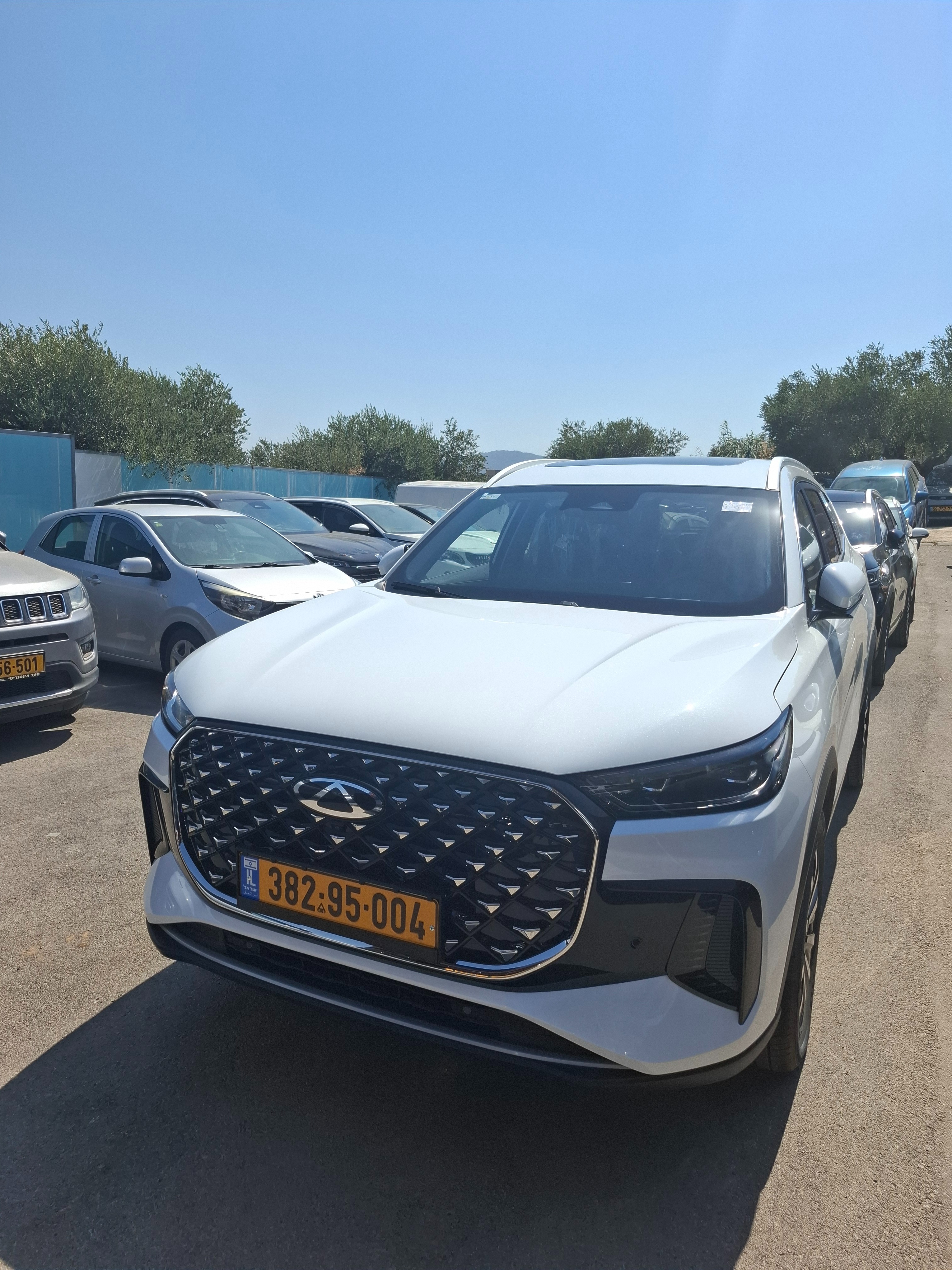 תמונות רכב צ'רי TIGGO 8 PRO