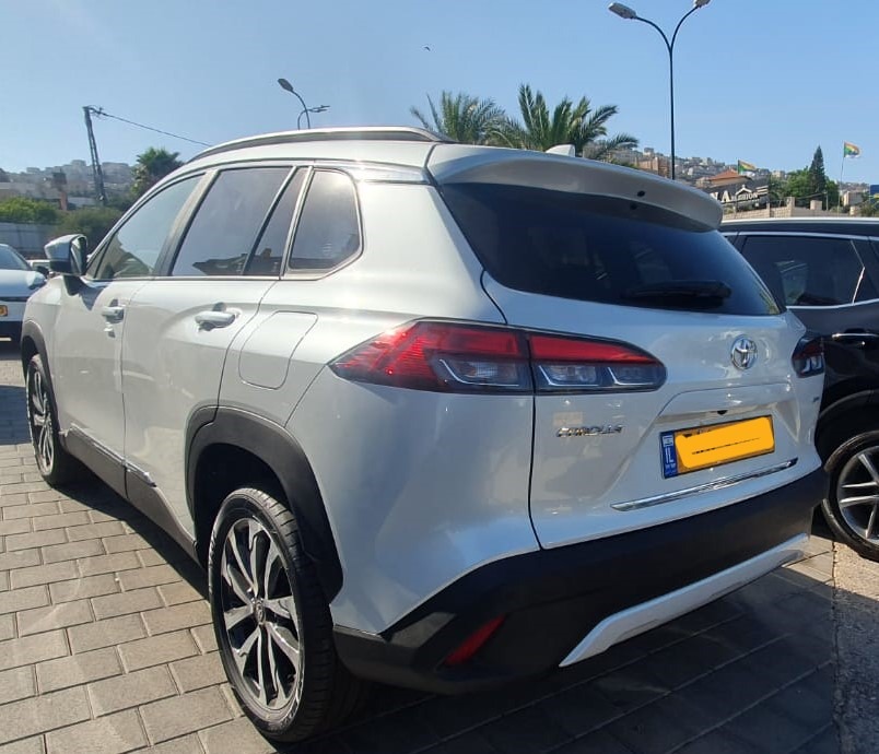 טויוטה, קורולה קרוס